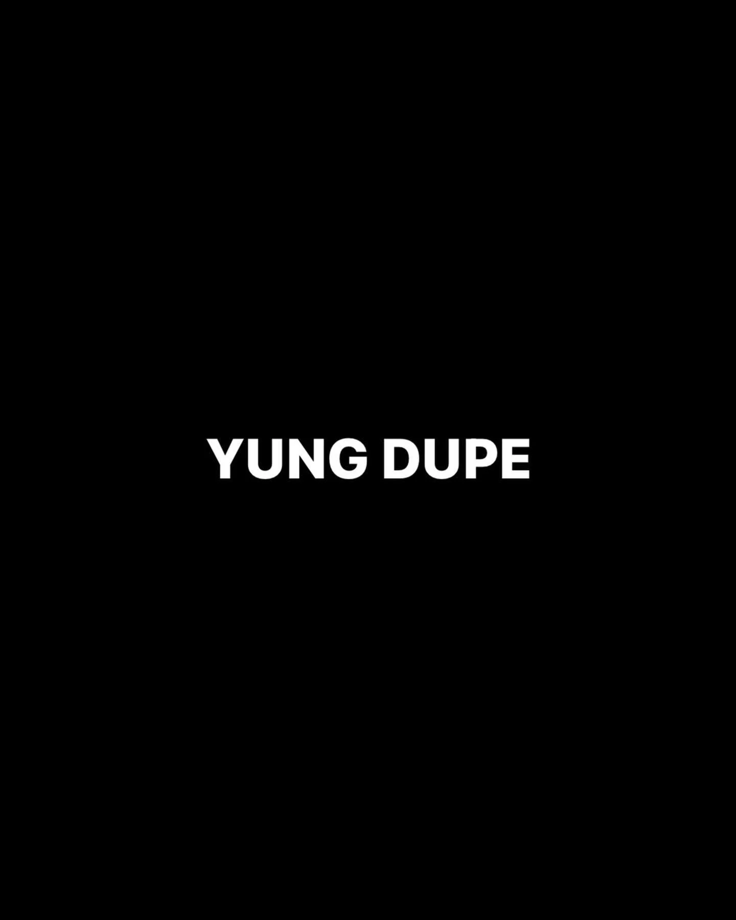 @yungdupe 
OVERSIZED HEAVYWEIGHT RED TEE. DESIGN ON THE FRONT. PREMIUM SCREEN-PRINT.
