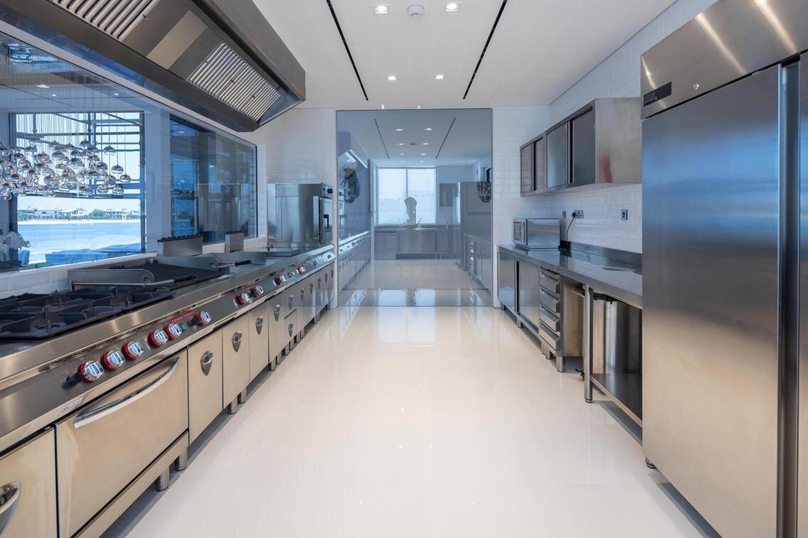 wet kitchen.jpg