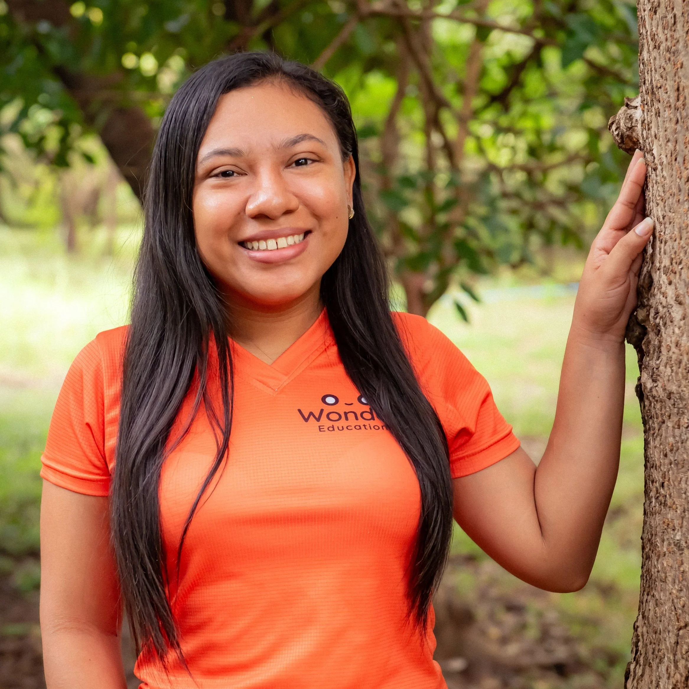 T.Karen.Comprometida ,impulsando el aprendizaje del inglés con dedicación.jpg