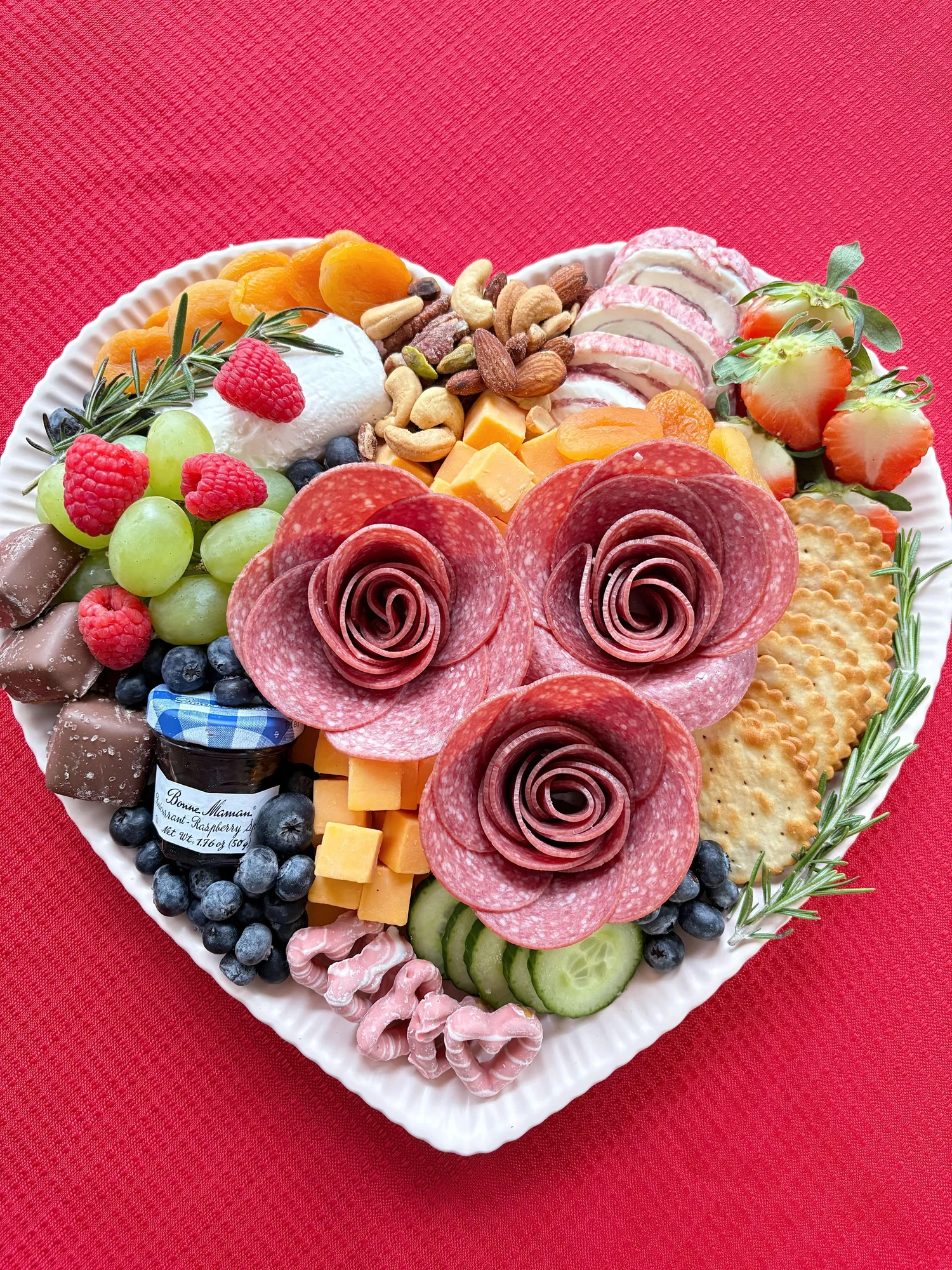 Heart Board — Two Sisters Charcuterie display picture 1