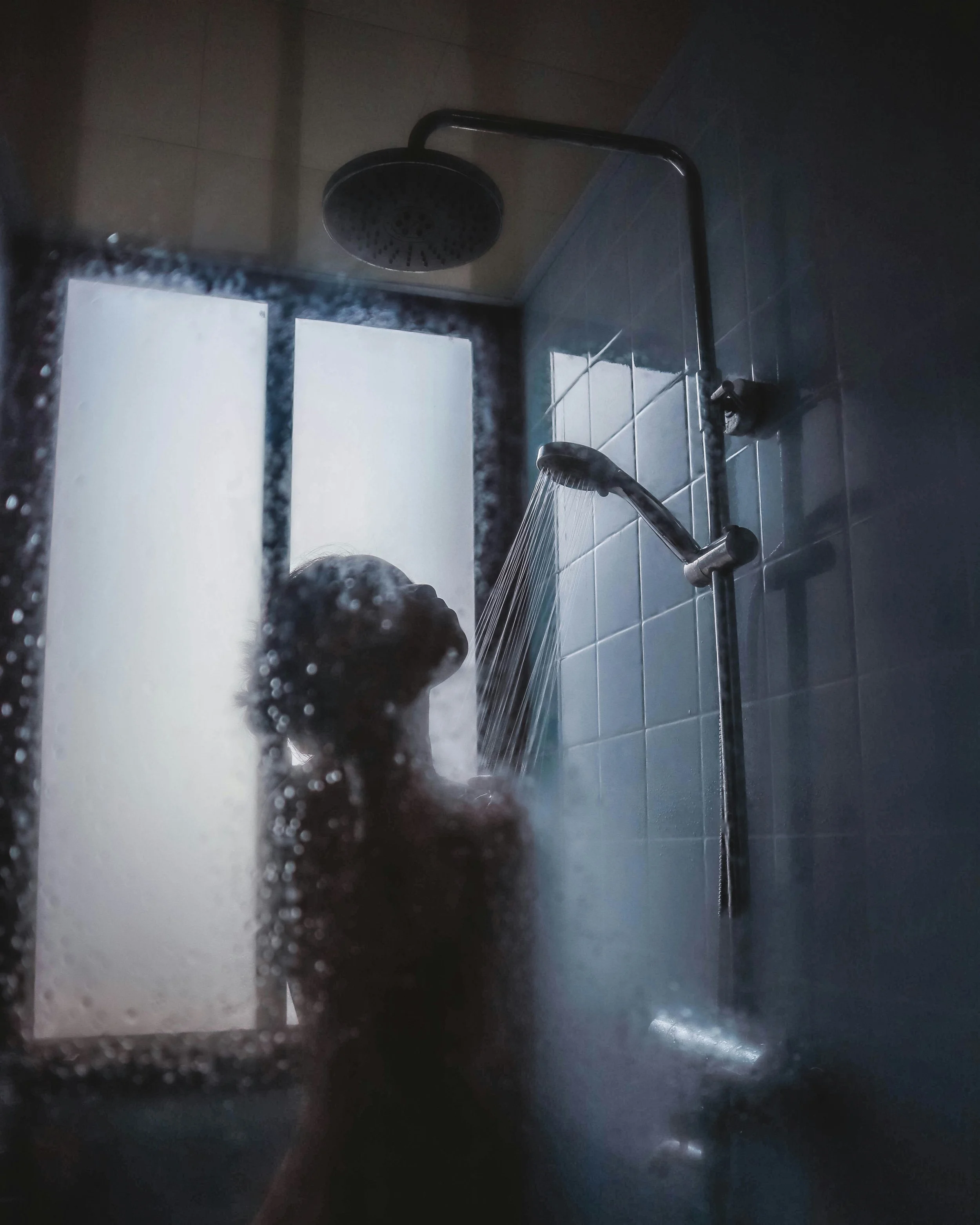 Double Cleansing Your Scalp - Is It For You? Minnesota Trichologist Weighs In