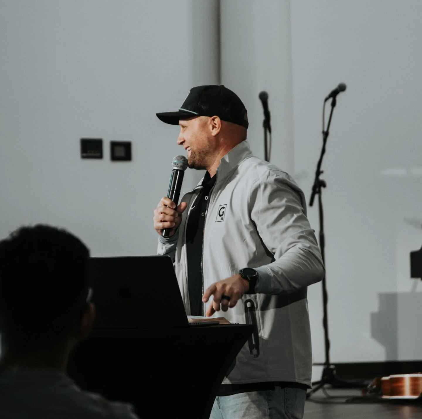 Fear of man is a trap. Fear of the Lord is freedom! 🙏
&bull;
&bull;
&bull;
Thank you to our worship pastor, Derek Guynes, for reminding us to always fear the Lord over fearing man.