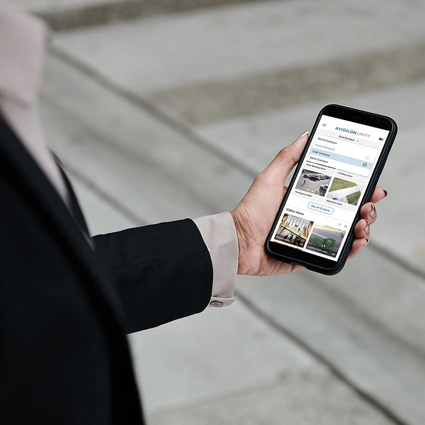 Lifestyle - Avigilon Unity - Mobile App.JPG