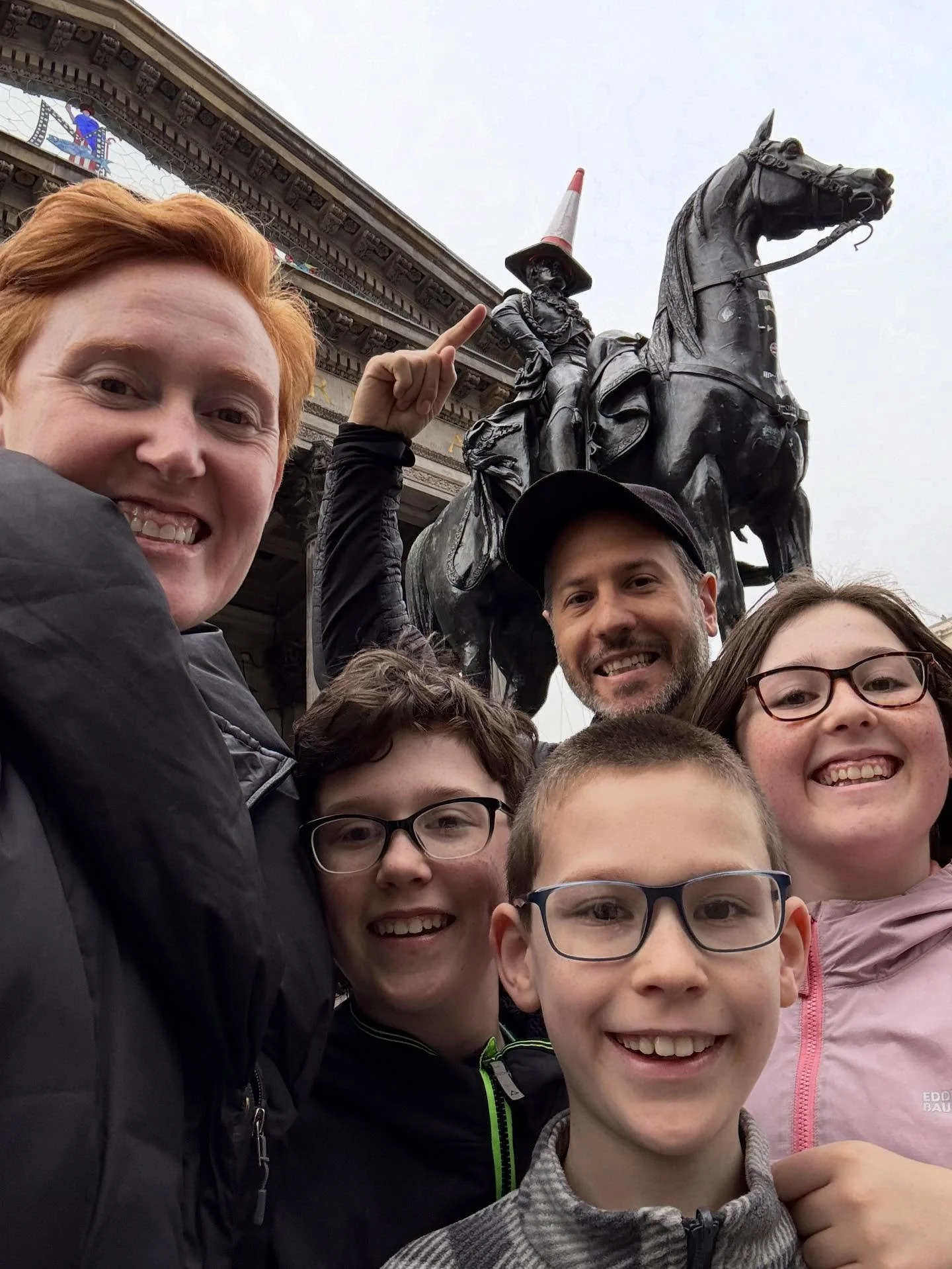 Glasgow, Scotland Highlights:

Scotland via ferry!
Haircuts 
GoMA (Gallery of Modern Art)
Conehead statue - Duke of Wellington
Toilet paper streamers
Abby&rsquo;s 13th Birthday!! 
Street antique market 
Barrowland 
Marathon in the city
Delicious brun