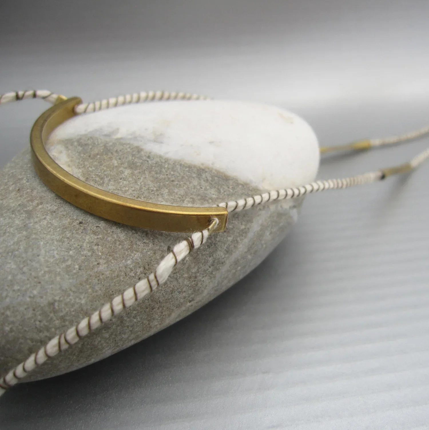 Maddalena_Bearzi_anellide-sorridente-necklace-1.jpg.webp