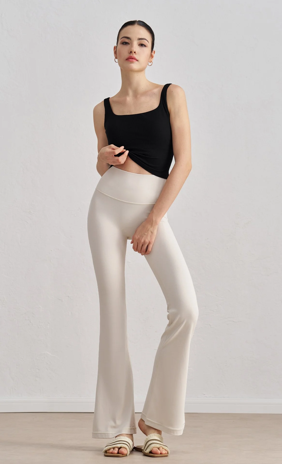 JLA09208-black.jpg