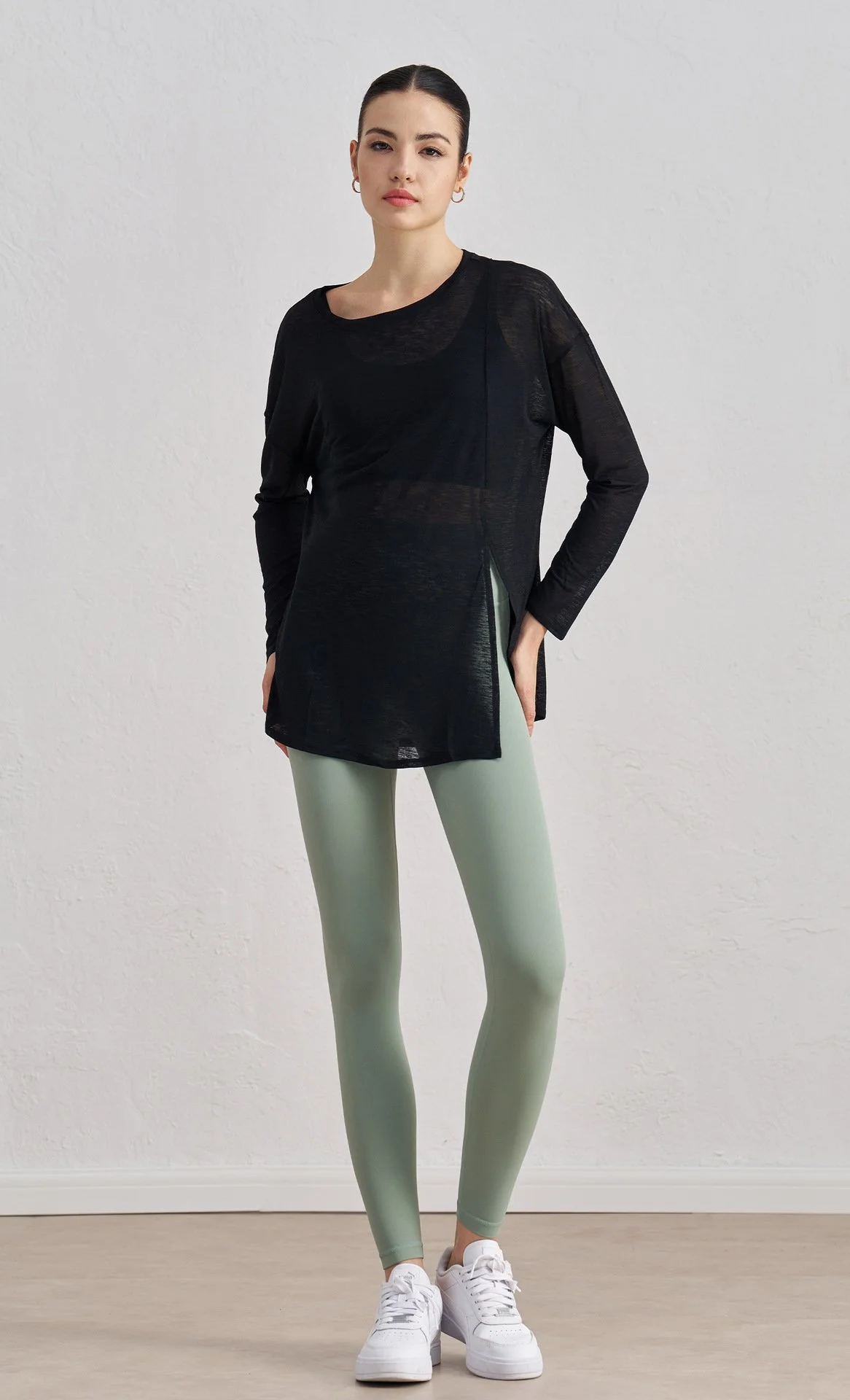JLA09221-black.jpg