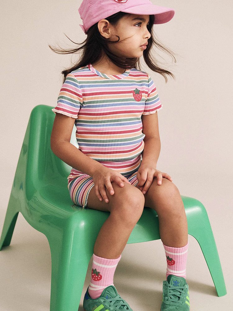 250605_HUXBABY_JUNE_Day_04_193_21326_6655c73a-28d2-4d3a-bac4-461cd7440d46.jpg copy.jpg