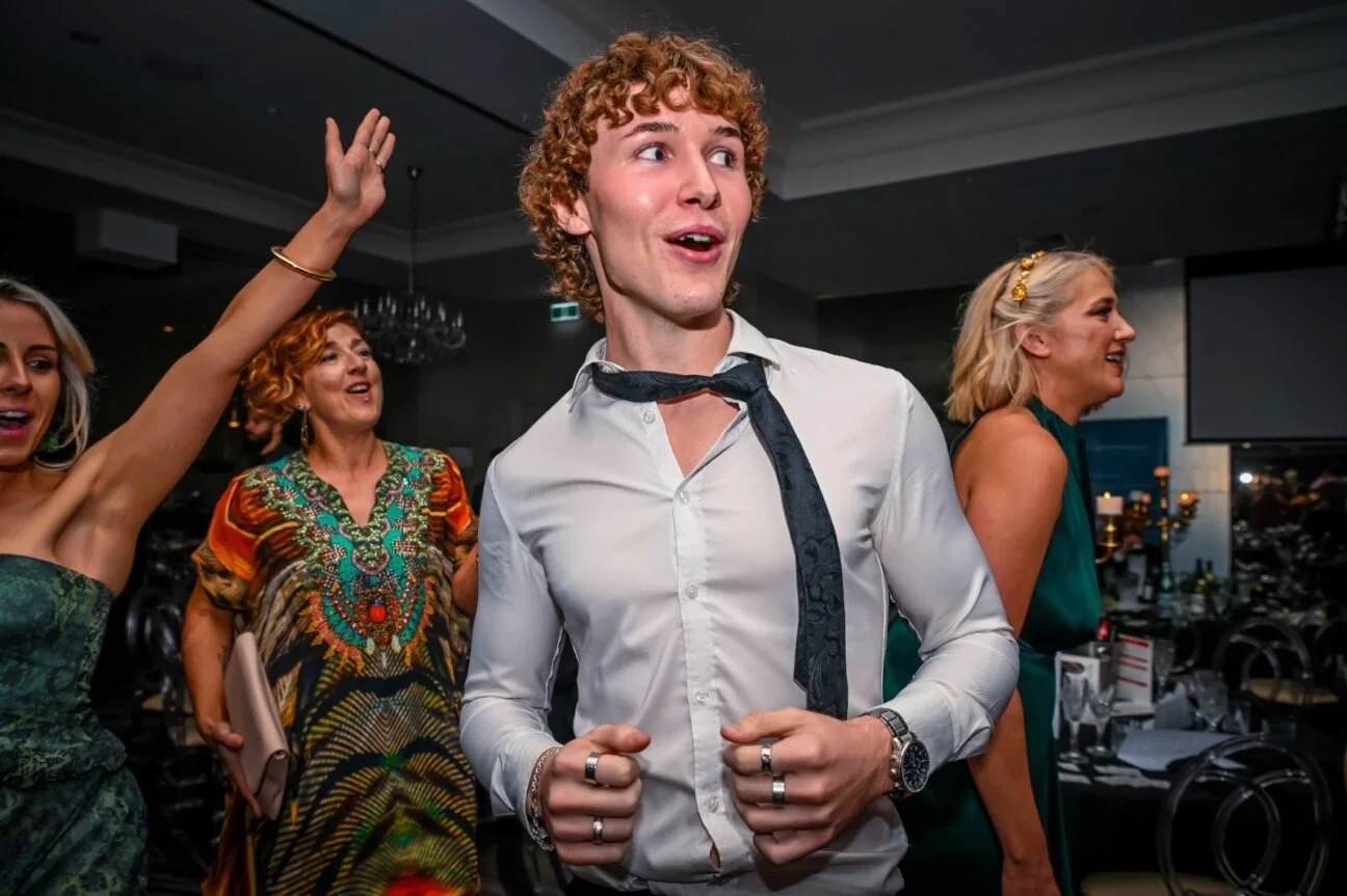 Dancing 32.jpg