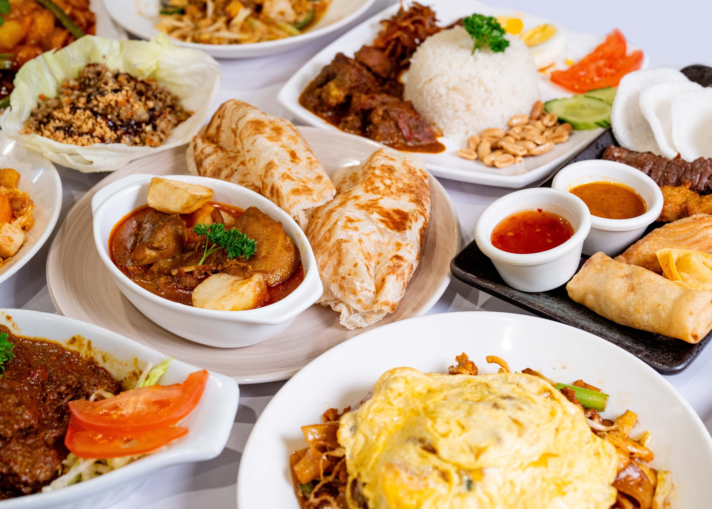 Chom's Restaurant-21.jpg