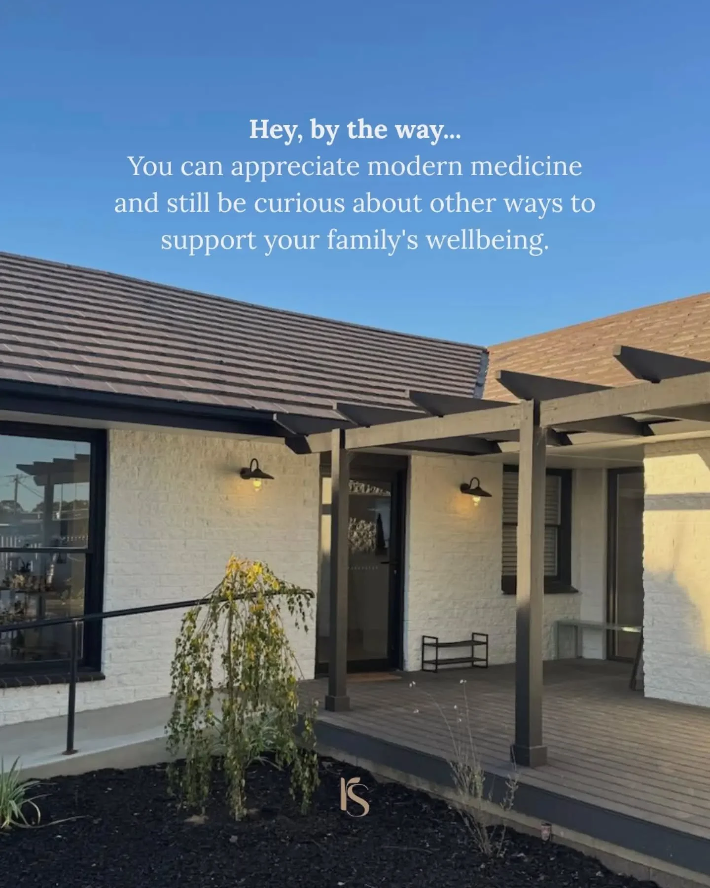 A few things we think deserve to be said a little more often 🤍

You can be curious and ask questions. You can appreciate conventional healthcare and explore complementary approaches. You can support your child's development without comparing every m
