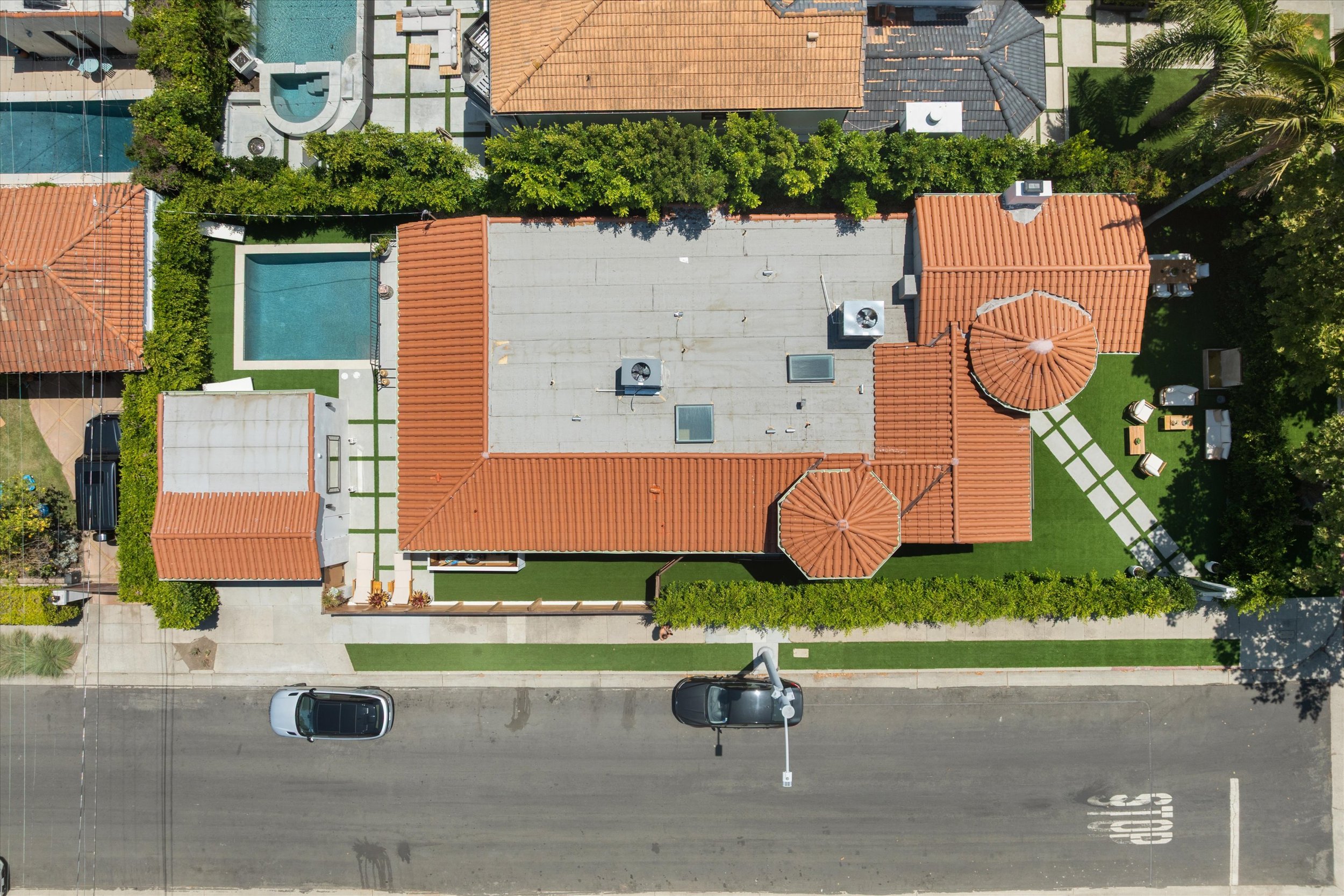 82-100-s-la-jolla-ave_82.jpg
