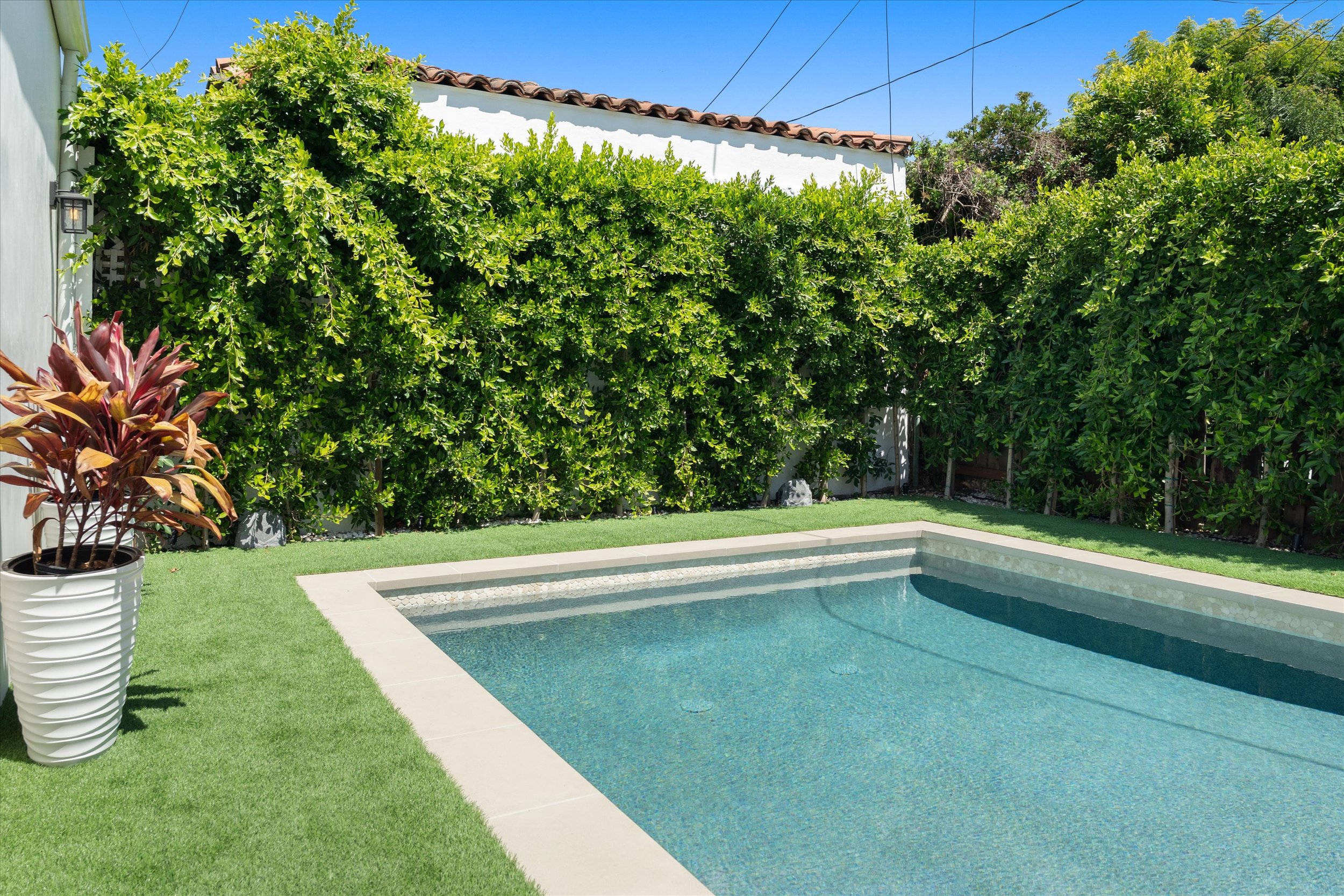 73-100-s-la-jolla-ave_73.jpg