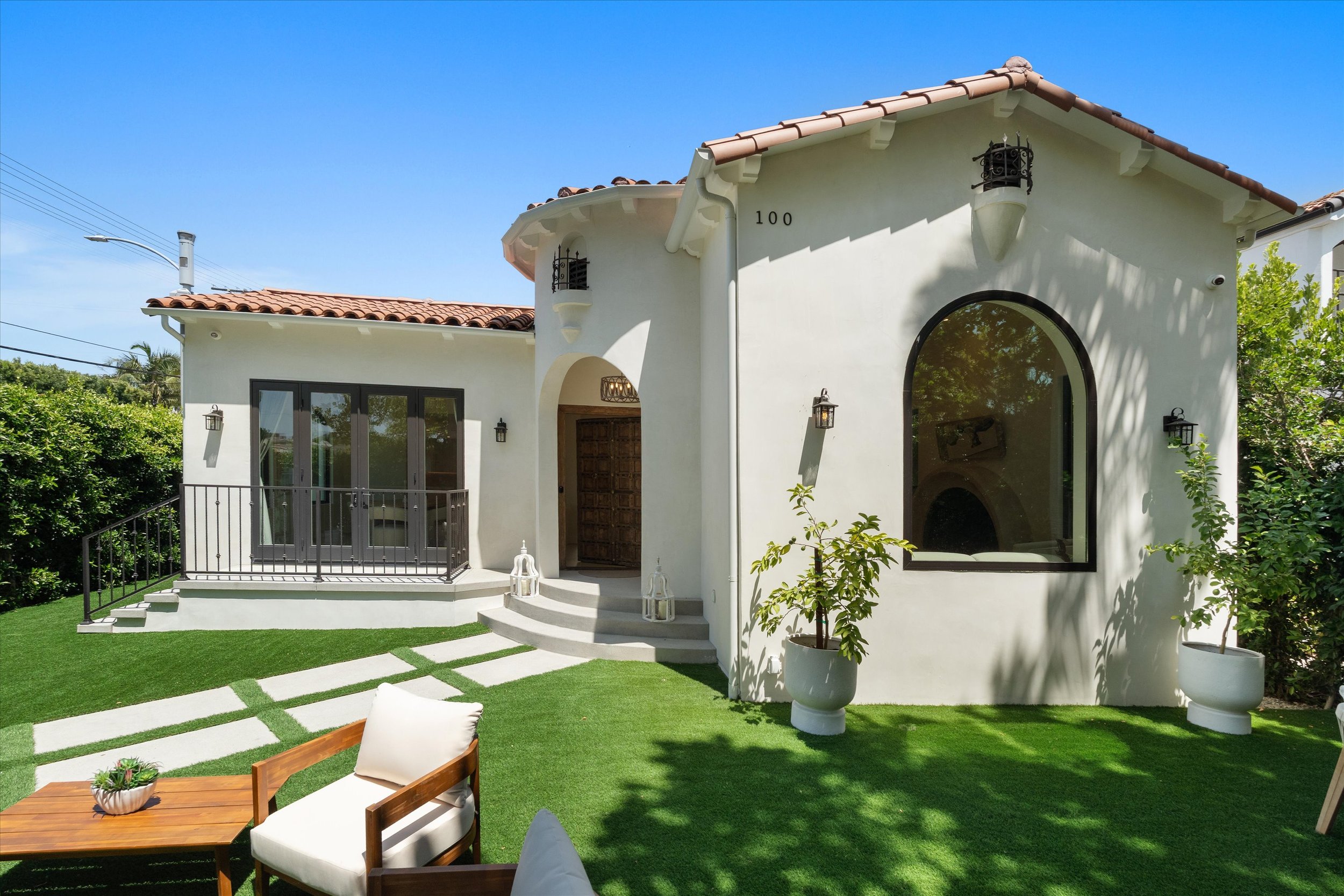 11-100-s-la-jolla-ave_11.jpg