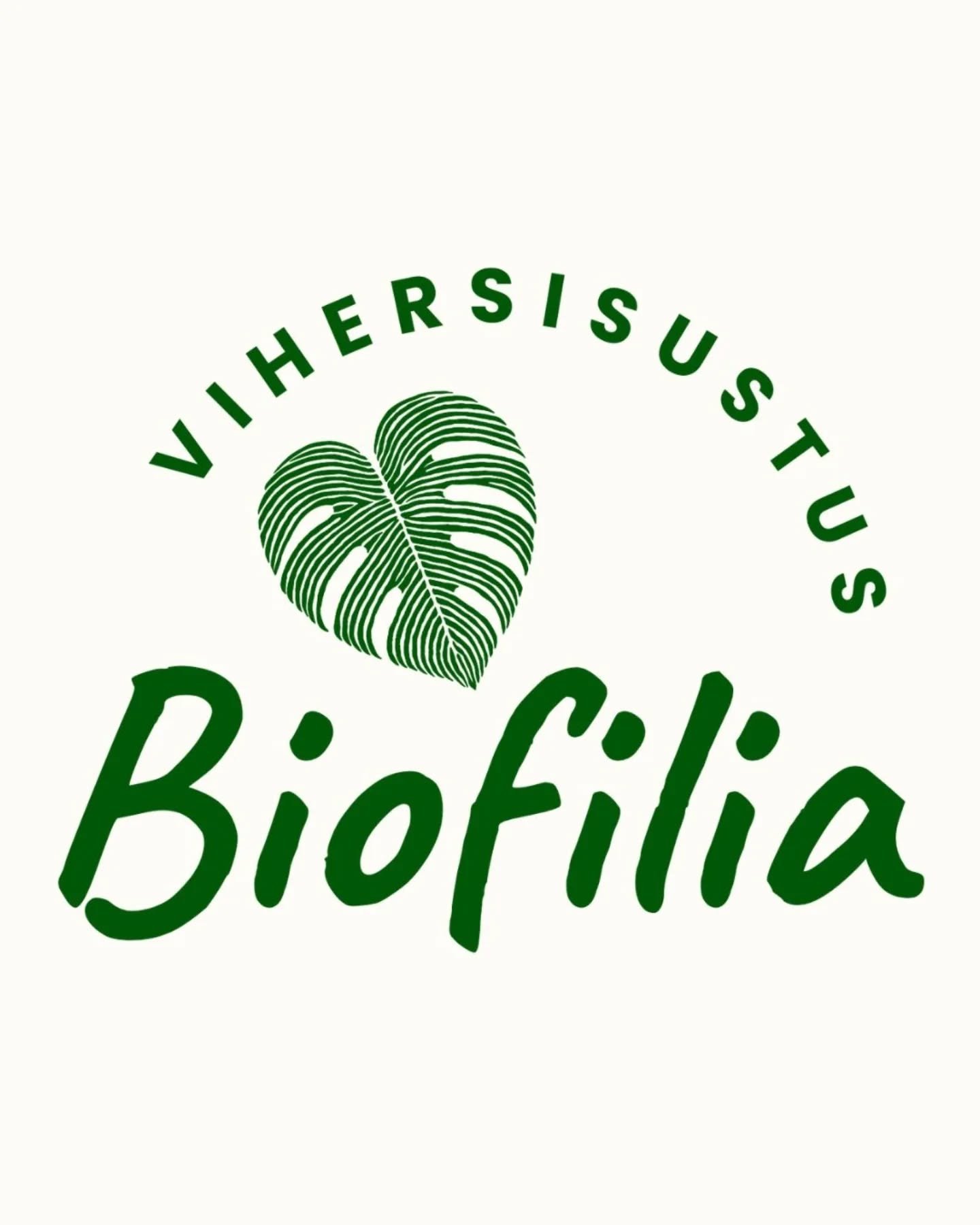 Luonnon kosketus arjessa voi olla pieni&auml; hetki&auml;: uuden lehden ilmestyminen, hetki rauhaa rehev&auml;n vihre&auml;ss&auml; huoneessa tai uppoutumista kasvien huoltotoimiin.

🪴

Yritykseni Biofilia syntyi rakkaudesta n&auml;ihin hetkiin ja h