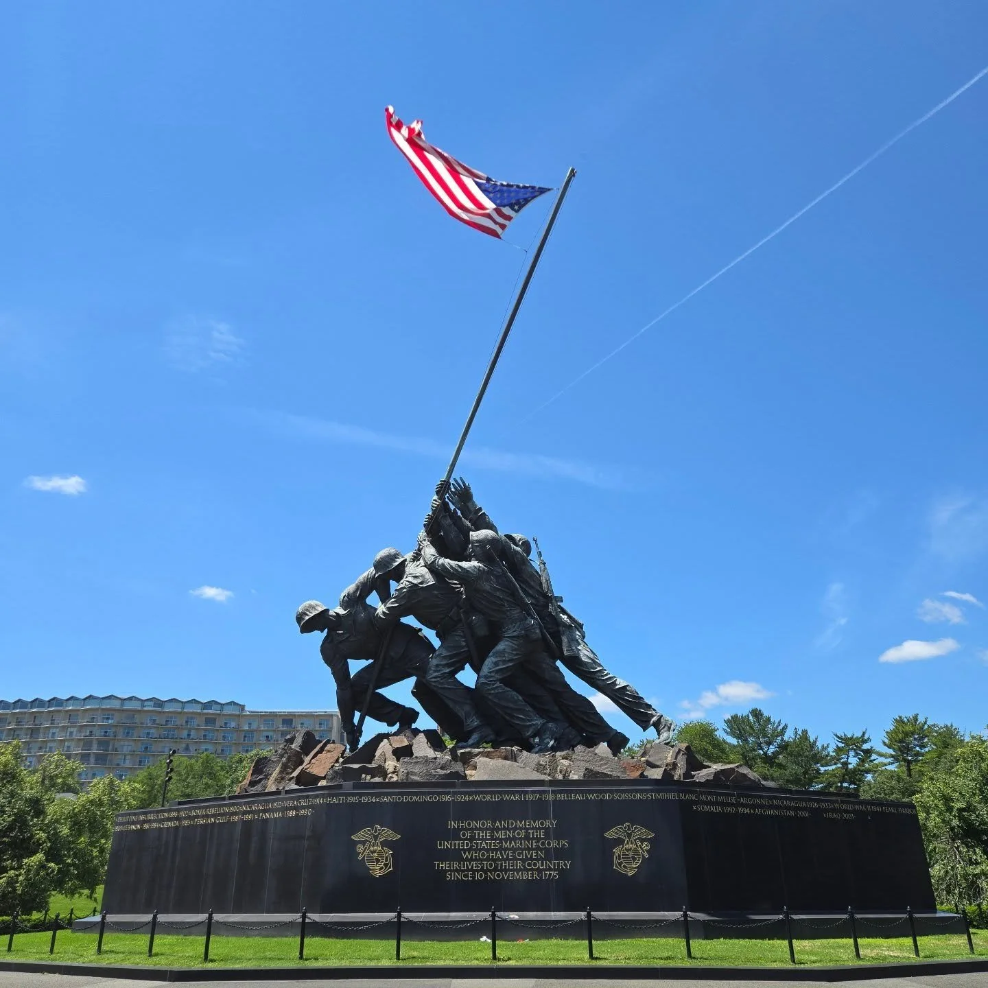 🇺🇸 250 years of Honor, Courage and Commitment🎖🪖

From Iwo Jima to every unseen battle that followed, Marines have carried the flag, and the weight of freedom, with unwavering resolve.

On this Veterans Day, we honor all who have served, sacrifice