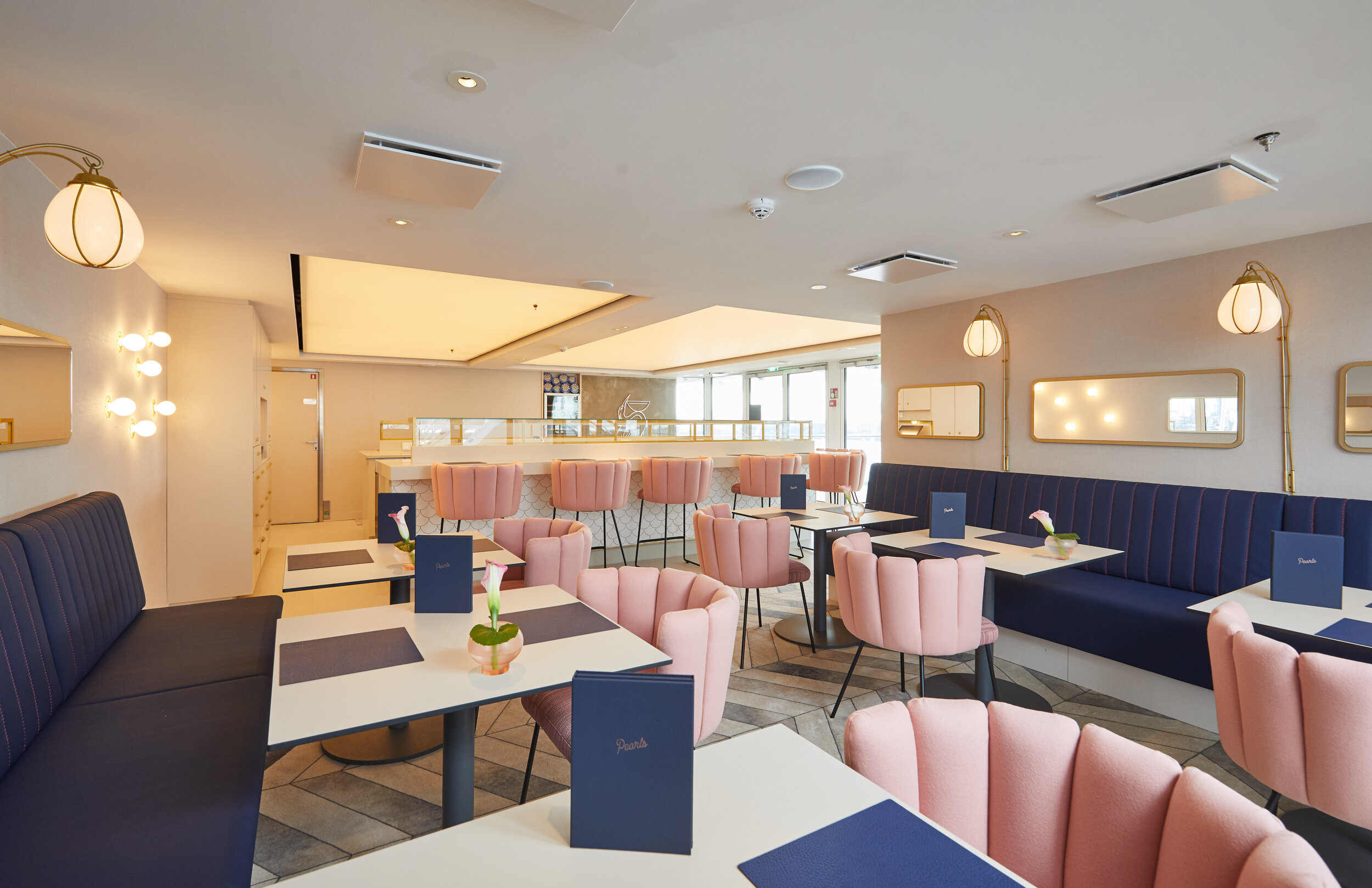 PEARLS - seafood restaurant