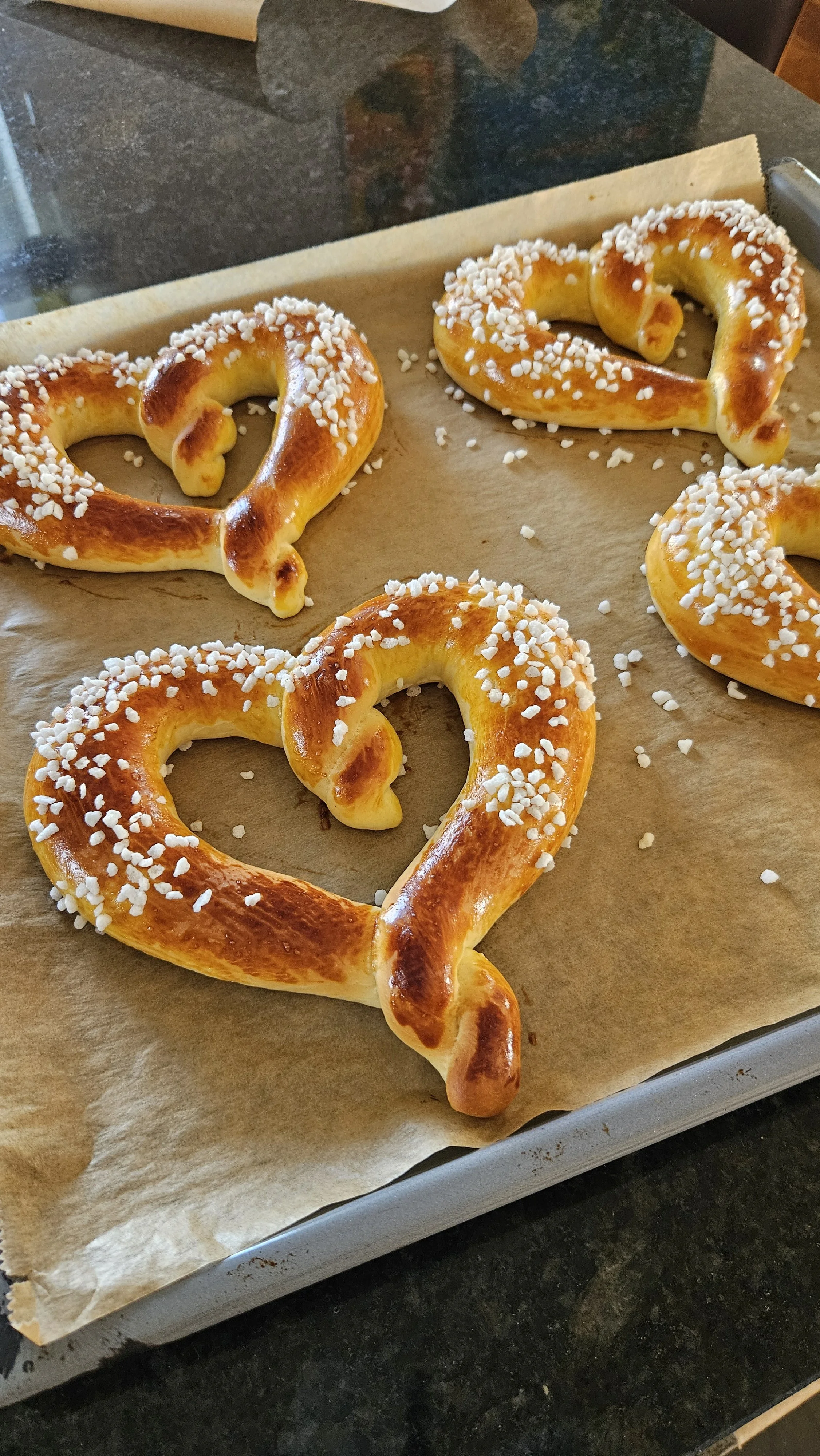 Briocheherzen zum Muttertag – Liebe, die man schmecken kann