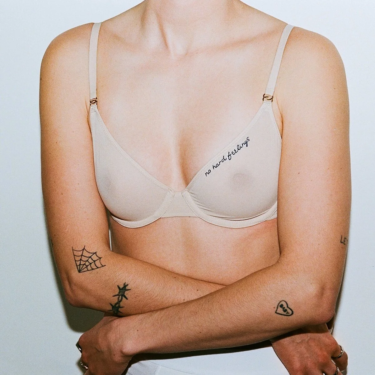 The Beaches - No Hard Feelings (Deluxe Edition)