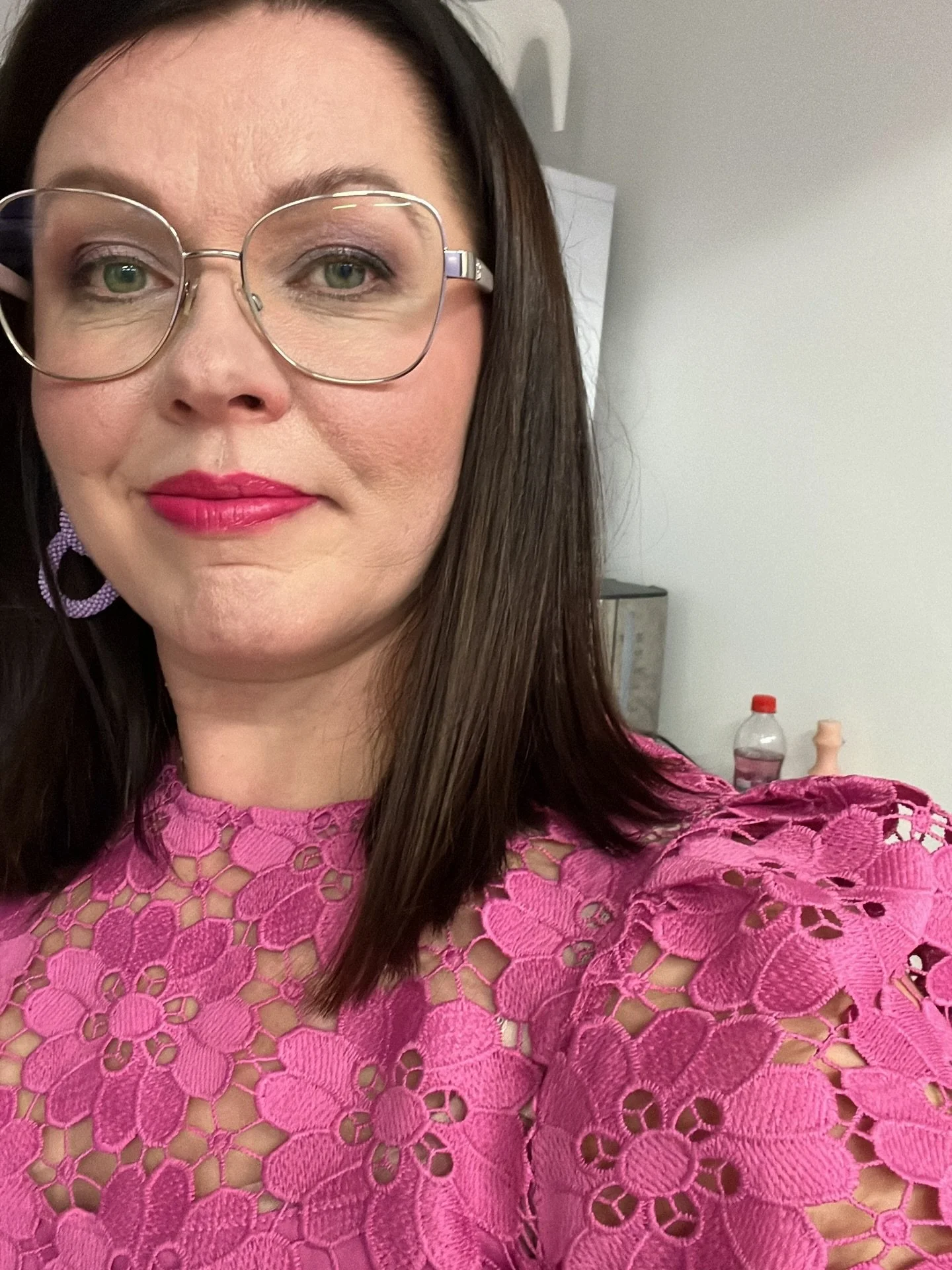 M&auml; valitsen edelleen yritt&auml;jyyden, vaikka t&auml;ll&auml; hetkell&auml; onkin tuulista. 

Ei kukaan luvannut, ett&auml; on aina helppoa olla yritt&auml;j&auml;. T&auml;h&auml;n asti yritt&auml;minen on ollut musta huippumukavaa, vapaata, ih