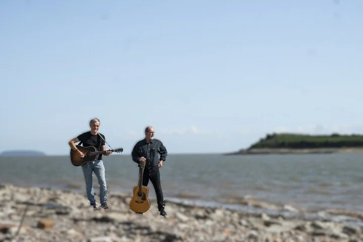 Adrian & Max Live Music