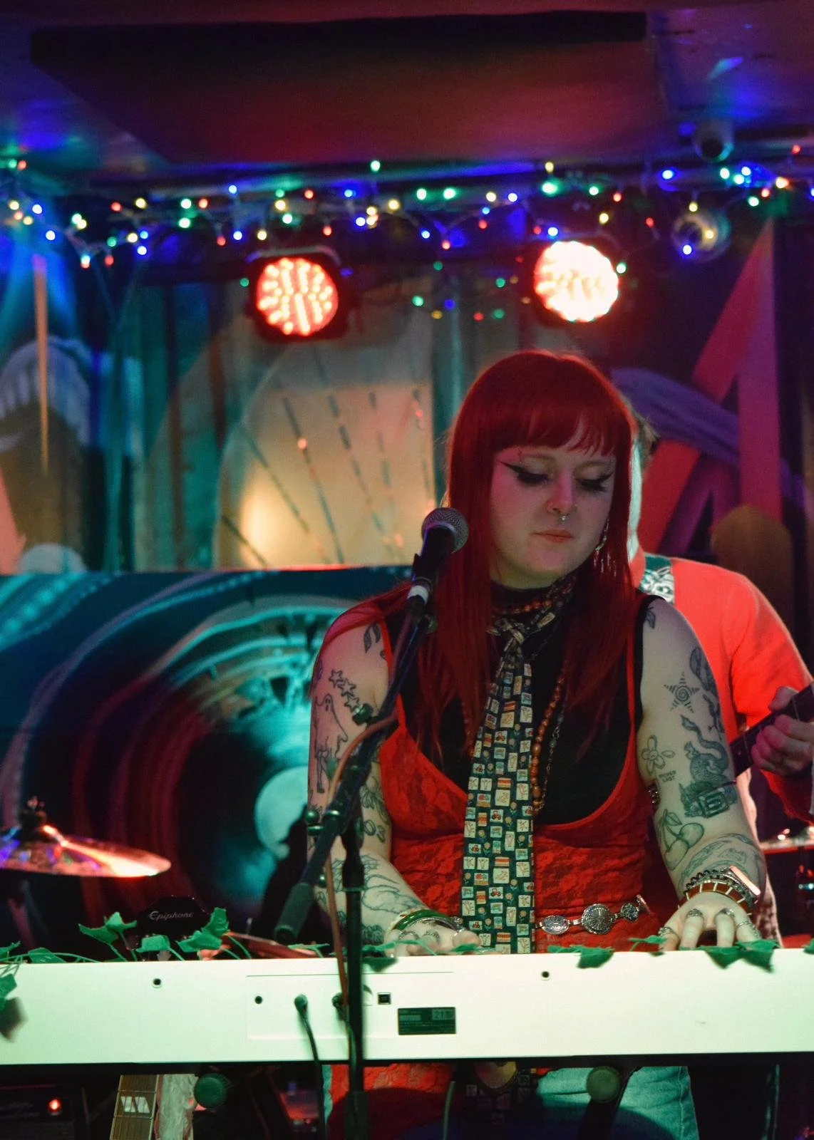 Lara Rxse Live Music 