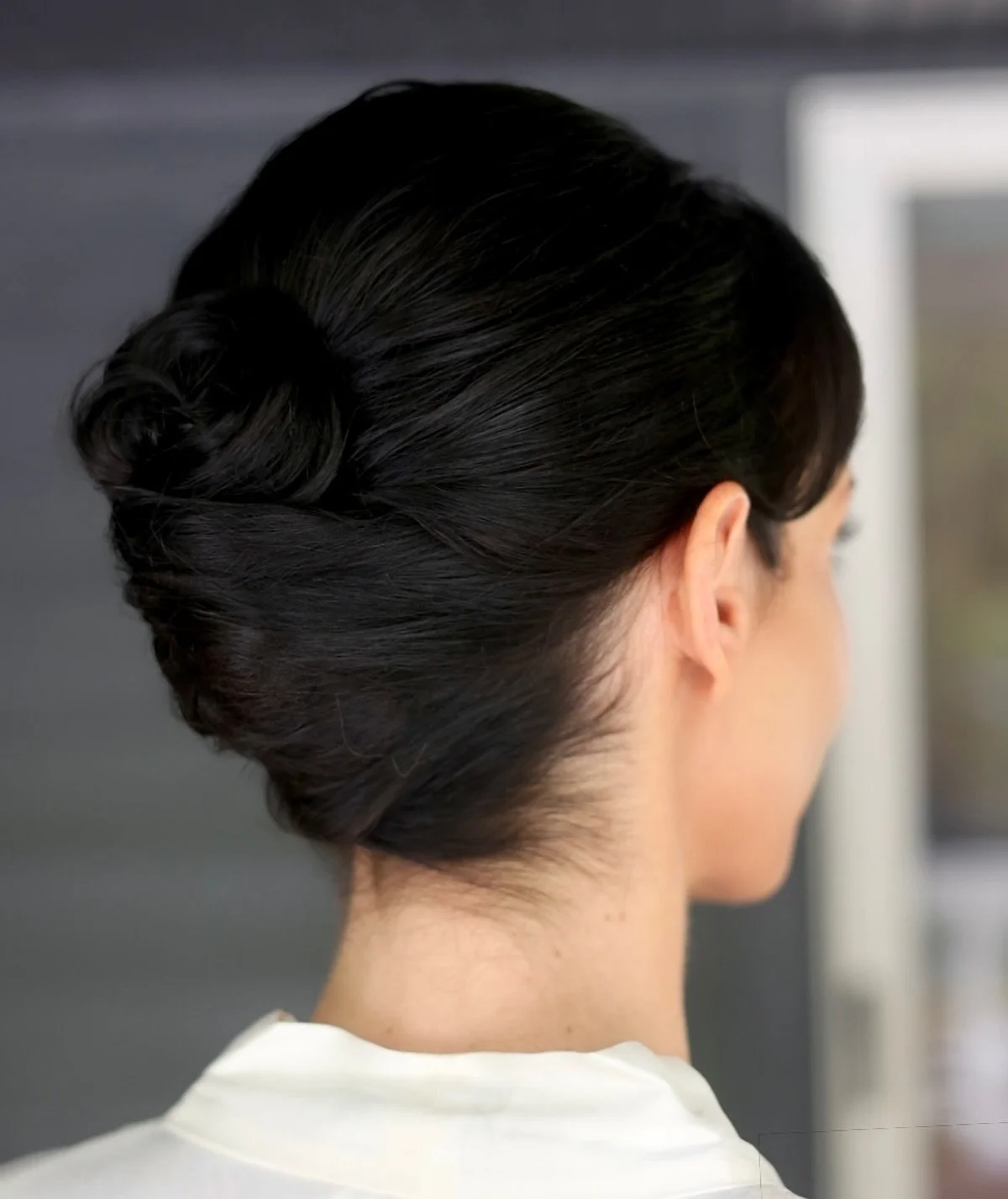 Elegant French twist for my beautiful bride Julia 

HAIR Deb 
@debrapetrielli.team

Interested in working with Deb &amp; the Pro Team for your wedding, event, or photo/video project? Send us a message; let&rsquo;s chat. 

// #chicagomakeupartist #chi