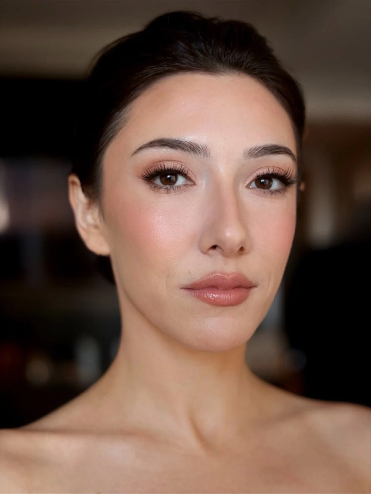 Actual dream bride ✨ what to ask for to achieve this look: me. Fly me out; I’ll come to you 😘
 
HAIR A N D MAKEUP Deb 
@debrapetrielli.team
Interested in working with Deb & the Pro Team for your wedding, event, or photo/video project? Sen