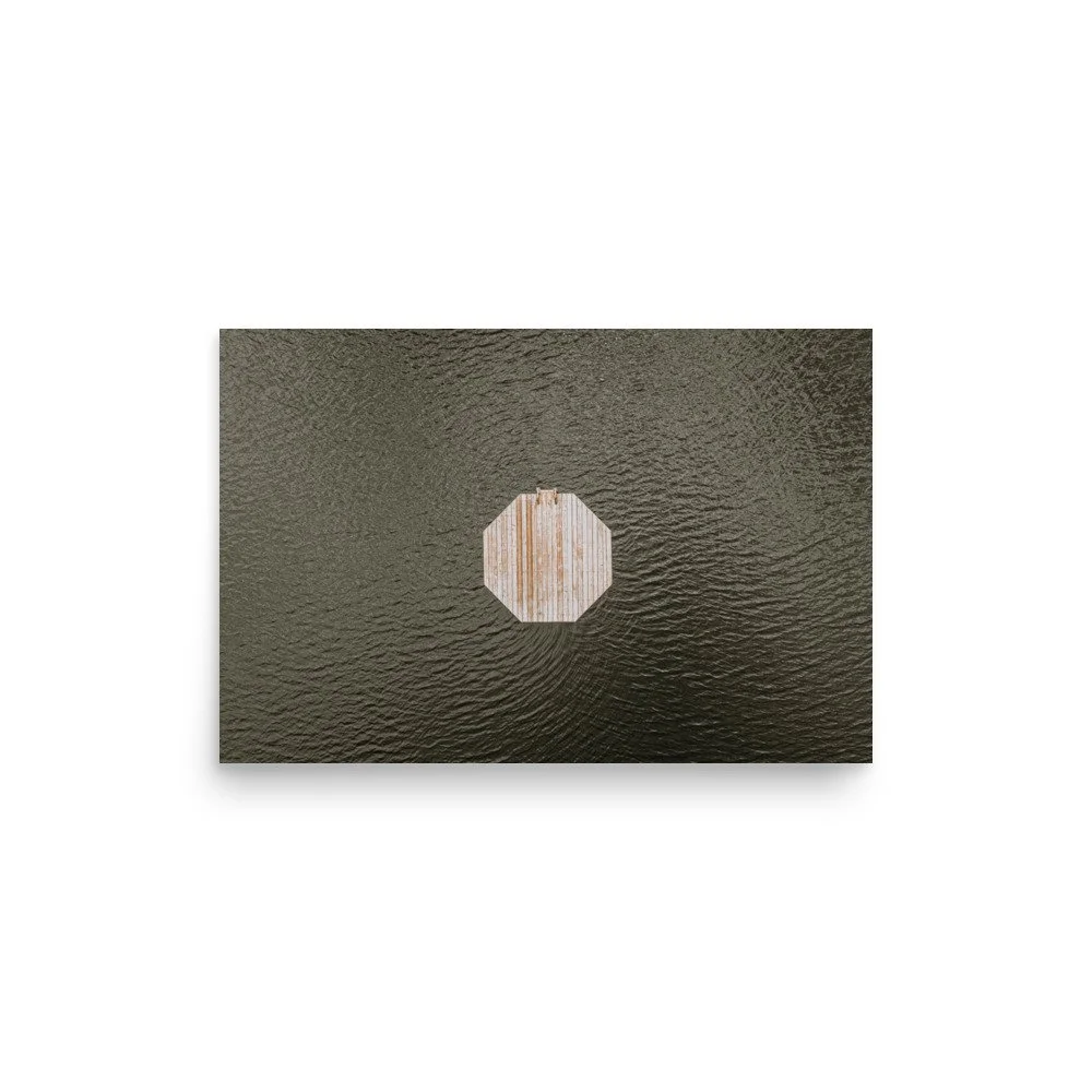 Quai octogonal sur le lac – tirage photo d'art de Guillaume Gorini