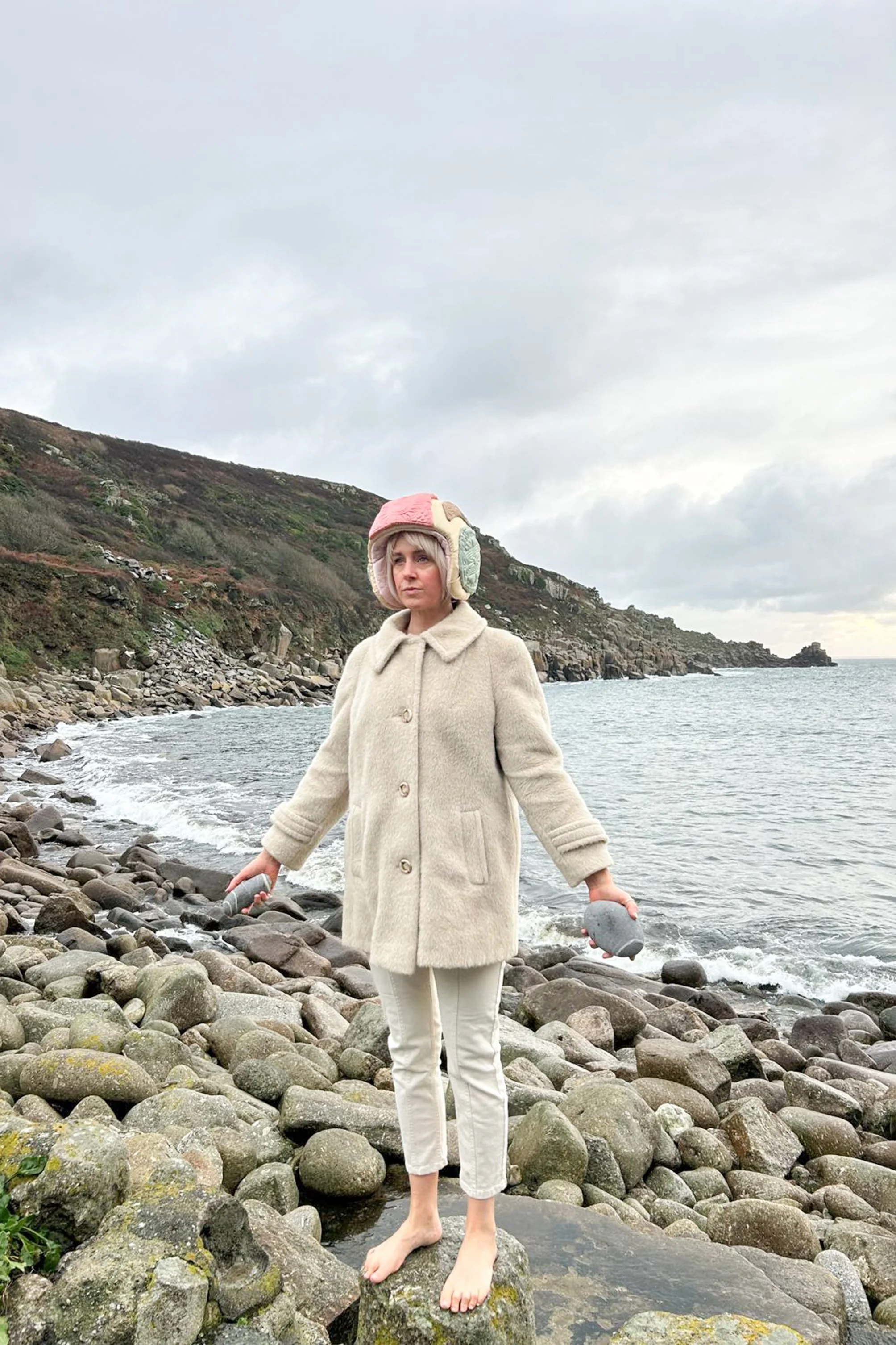 BECKY SCULPTURE CORNWALL DLSR PORTRAIT--4.jpg