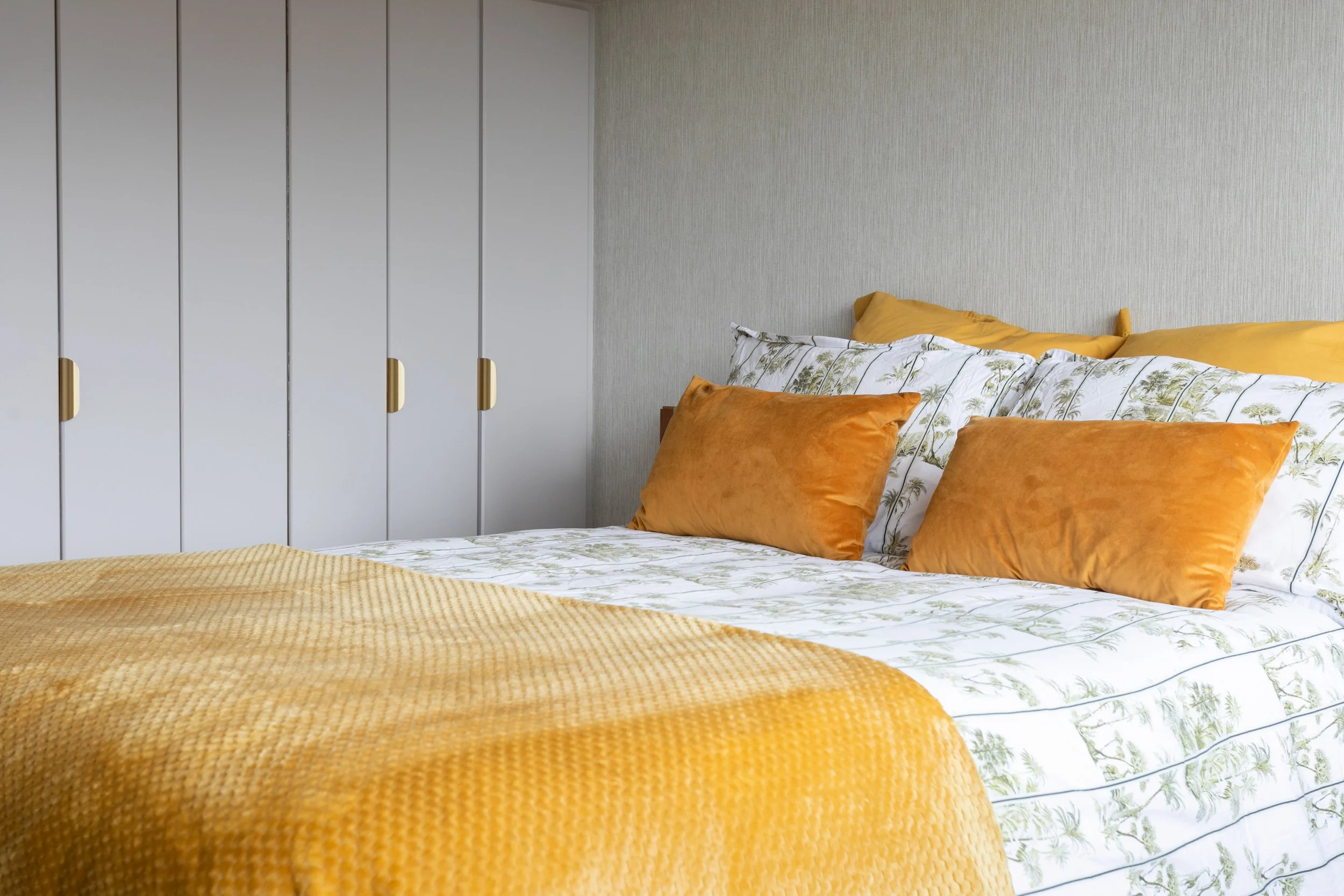 TME Interiors_Cliftonwood Sept 21 Bedroom-4645.jpg