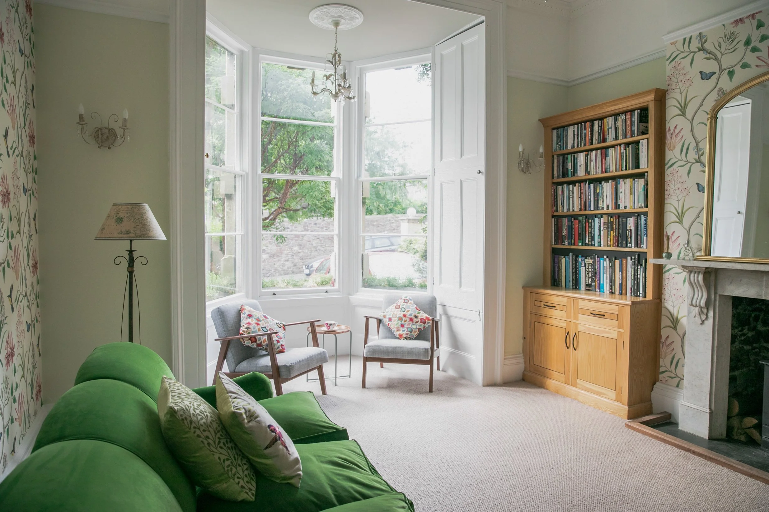 TME Interiors_2 Cliftonwood livingroom-0400.jpg