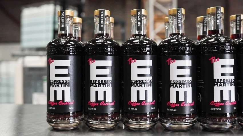 THE EM_stills from video_@chloeandcamera-1.jpg