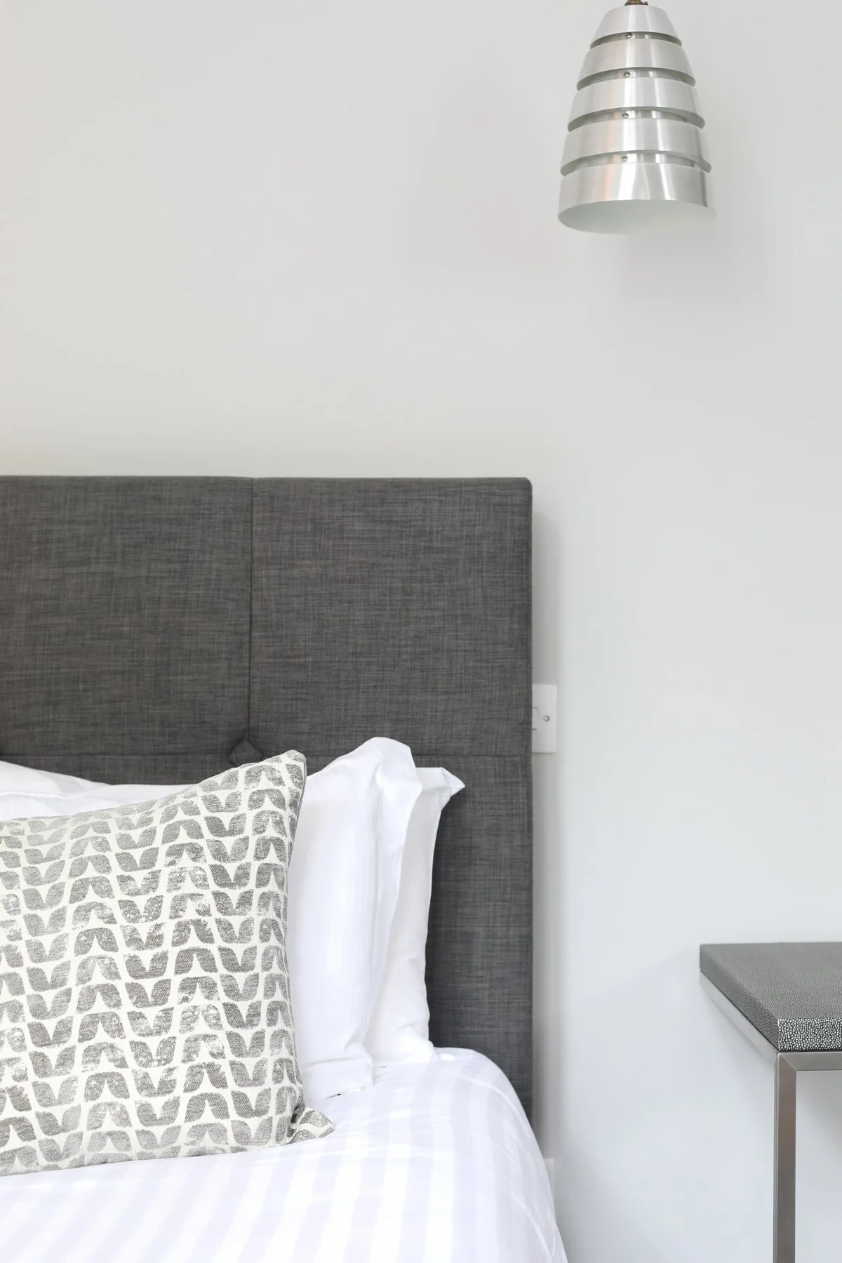 AIR BNB BS8 2-11.jpg