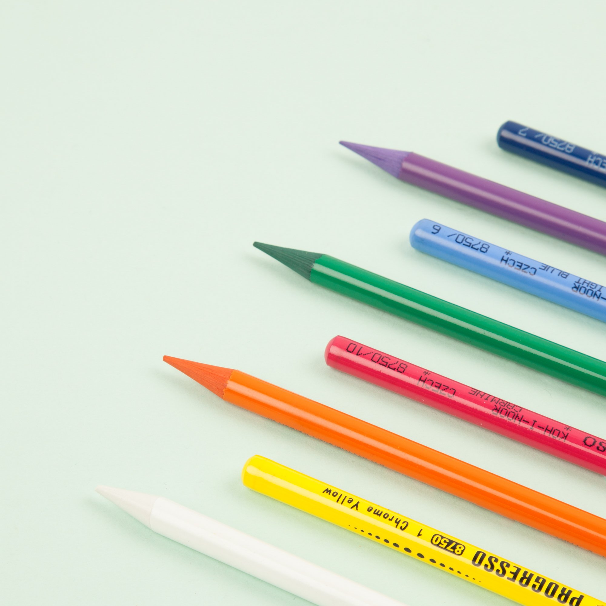 Progresso woodless pencil-2.jpg