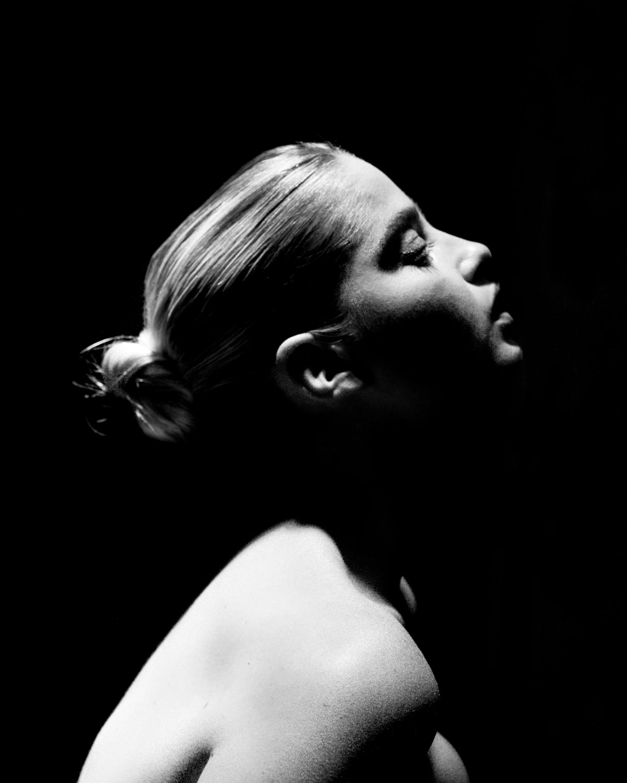 ADELE.jpg