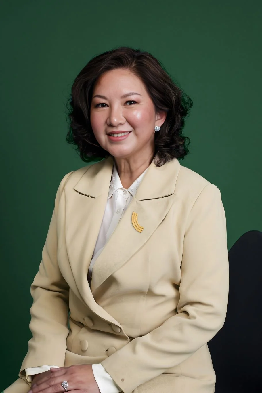 Arunya Triyanond
OWNER & MANAGING DIRECTOR
Arunya Triyanond (K’ Bee) spearheads the project development for Triya Panwa and Triya Natai, bringing over 15 years of experience in construction management, interior design, and branding. A seasoned real