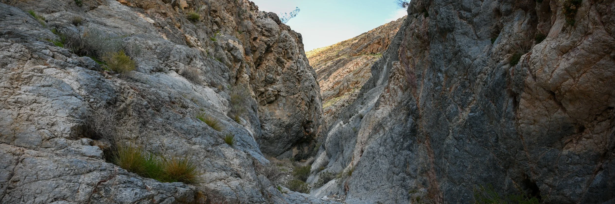  One of the narrow areas of Lemoigne Canyon. 