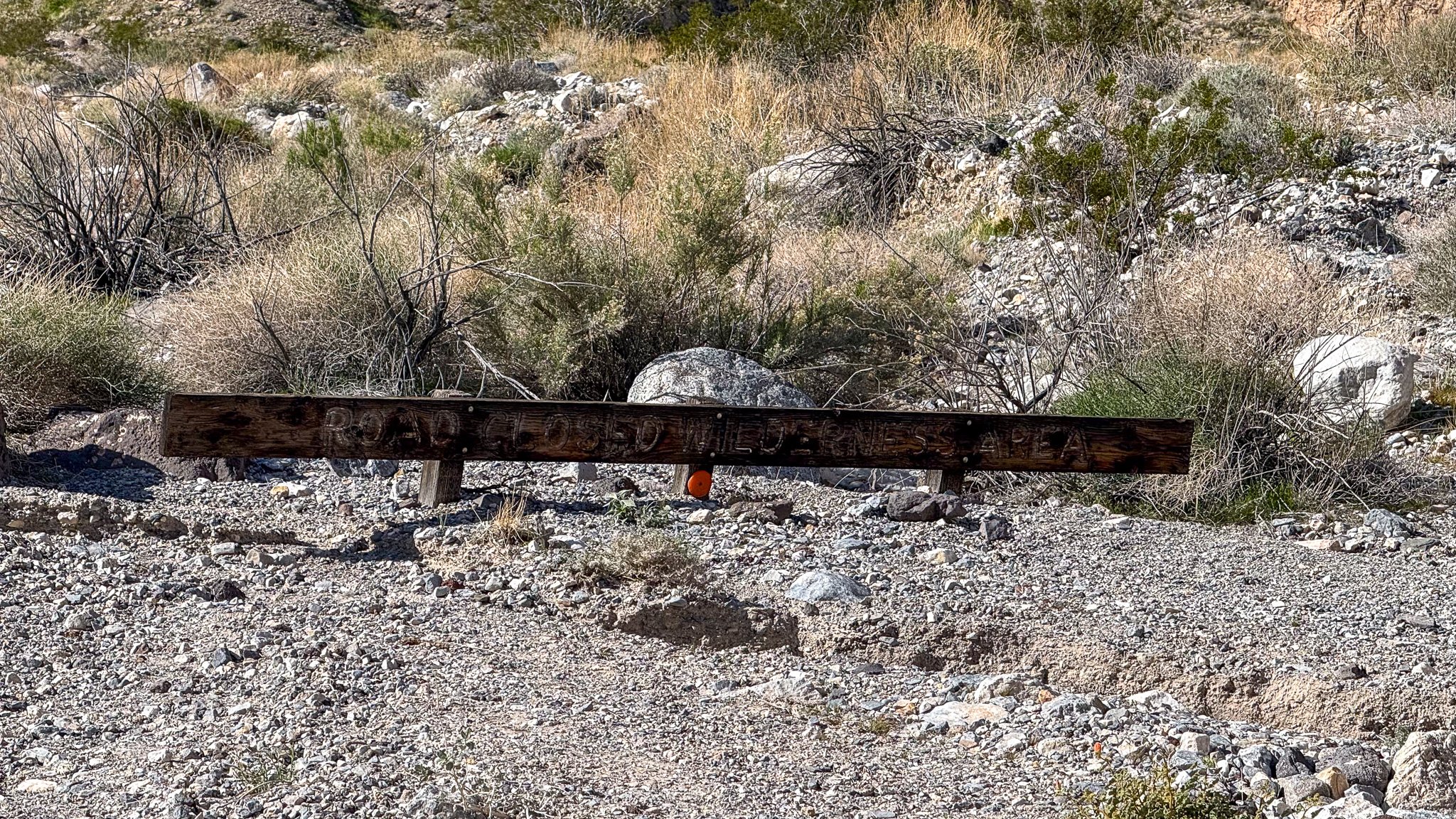  The end of the road (we parked 0.5 miles from here) - after this is foot and pack animal only. 