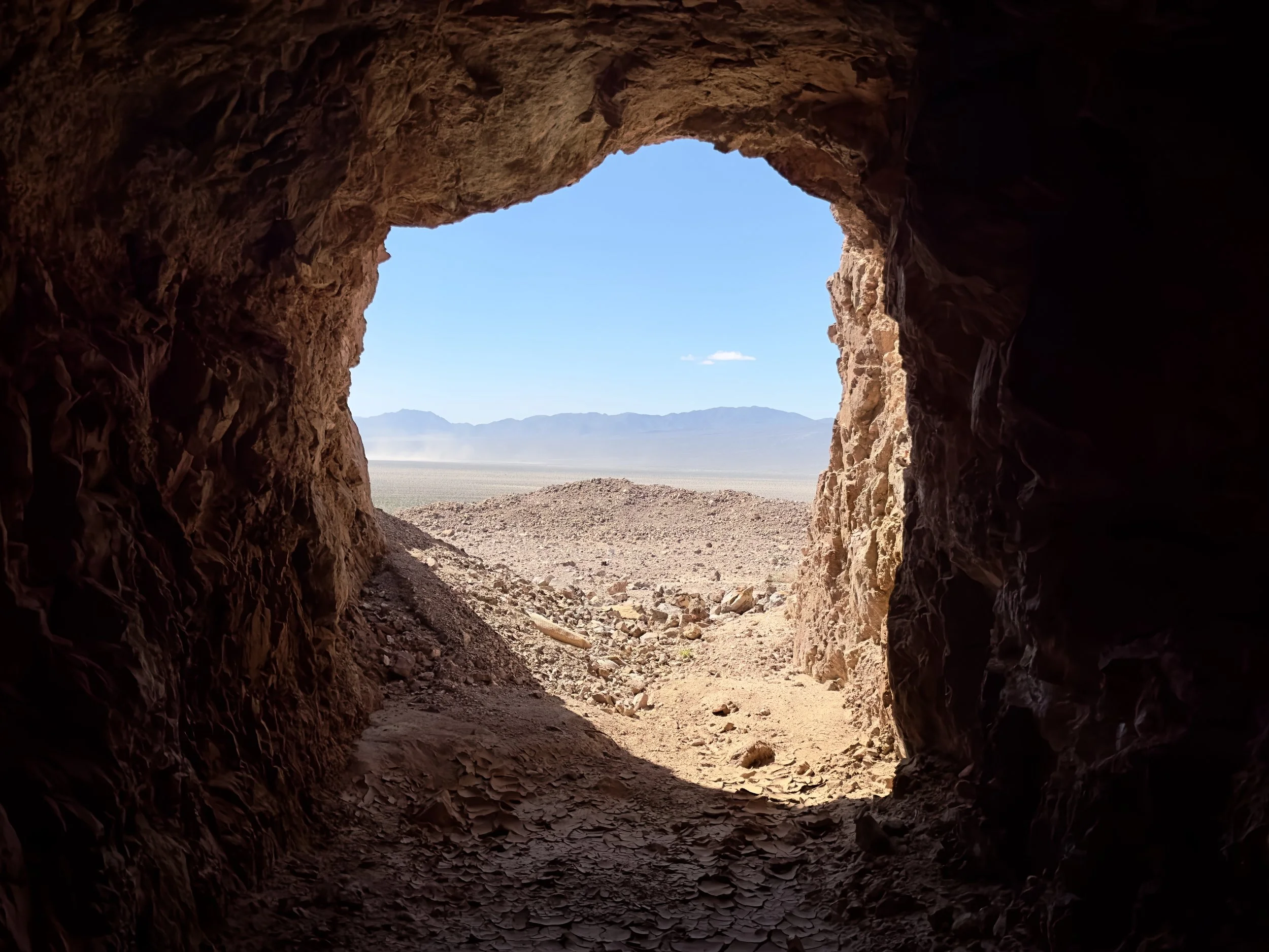 Looking out from the Riggs Mine, Silurian Hills