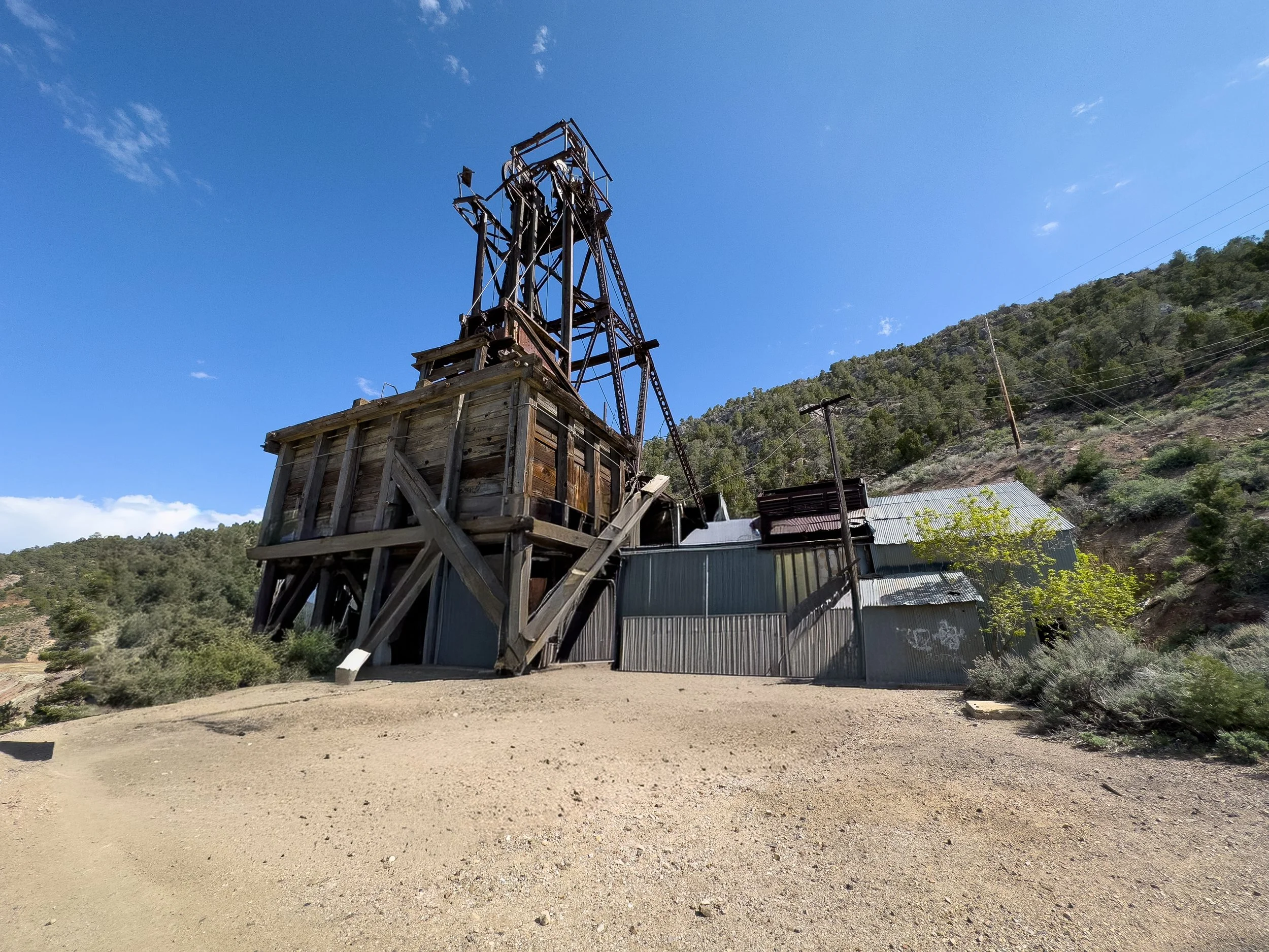 Headframes and Ore Bins