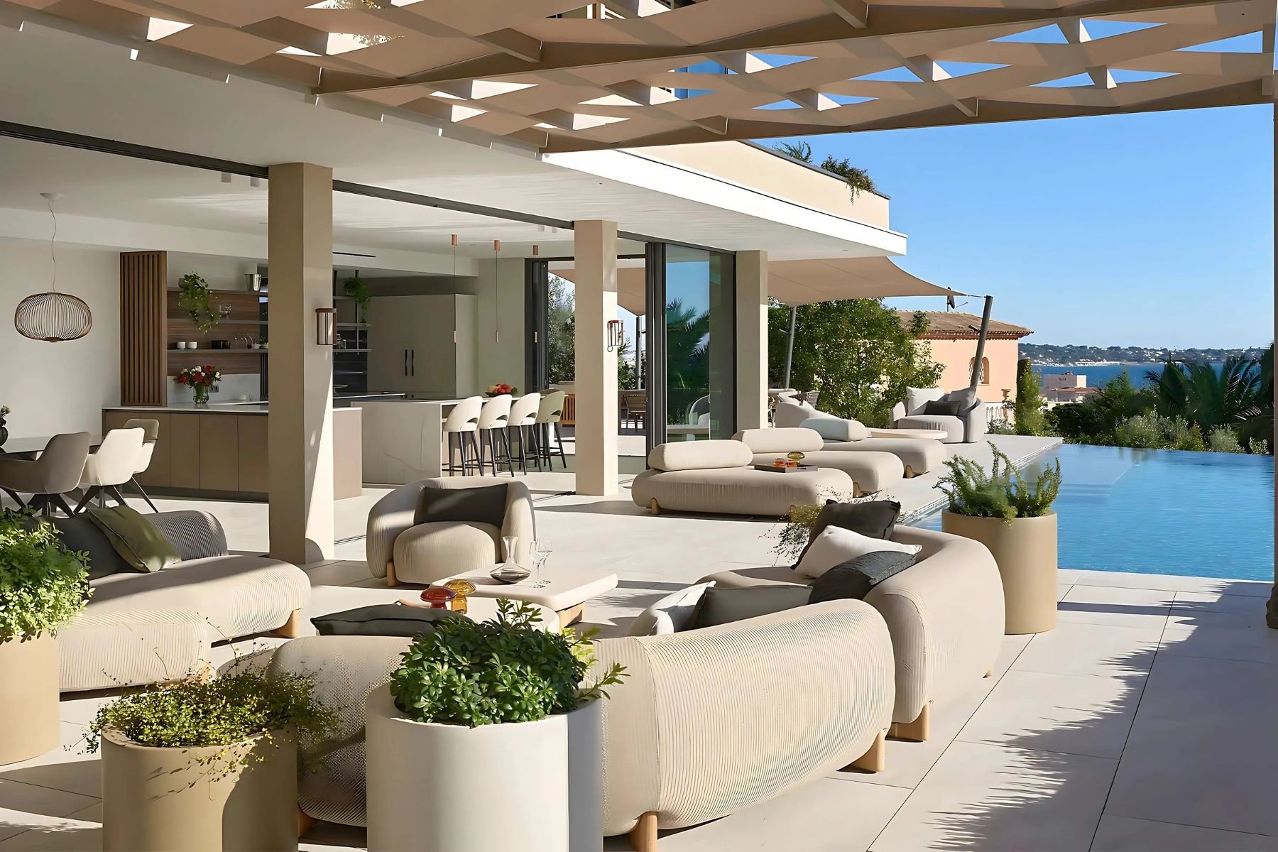 Vondom-Project-France-Milos-StudioPlanters-1.jpg