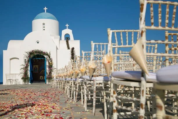 Summer Skin, Greek Roots &amp; A Wedding Full of Love