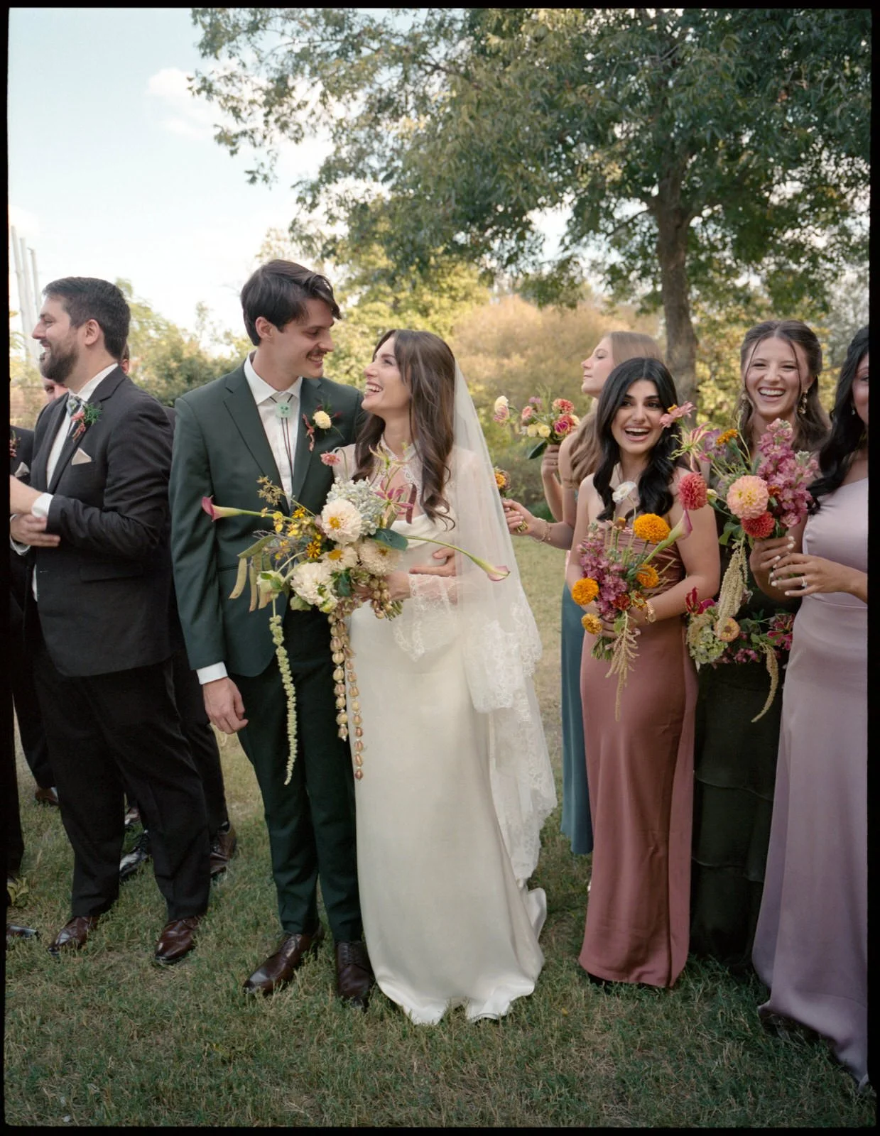 barrmansion_austin_weddingphotographer_valeriethompsonphotography_0101.jpg