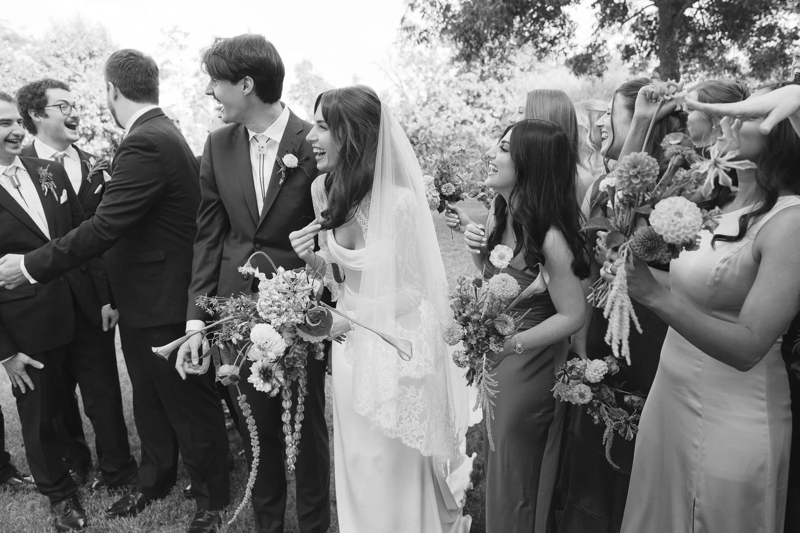 barrmansion_austin_weddingphotographer_valeriethompsonphotography_0104.jpg