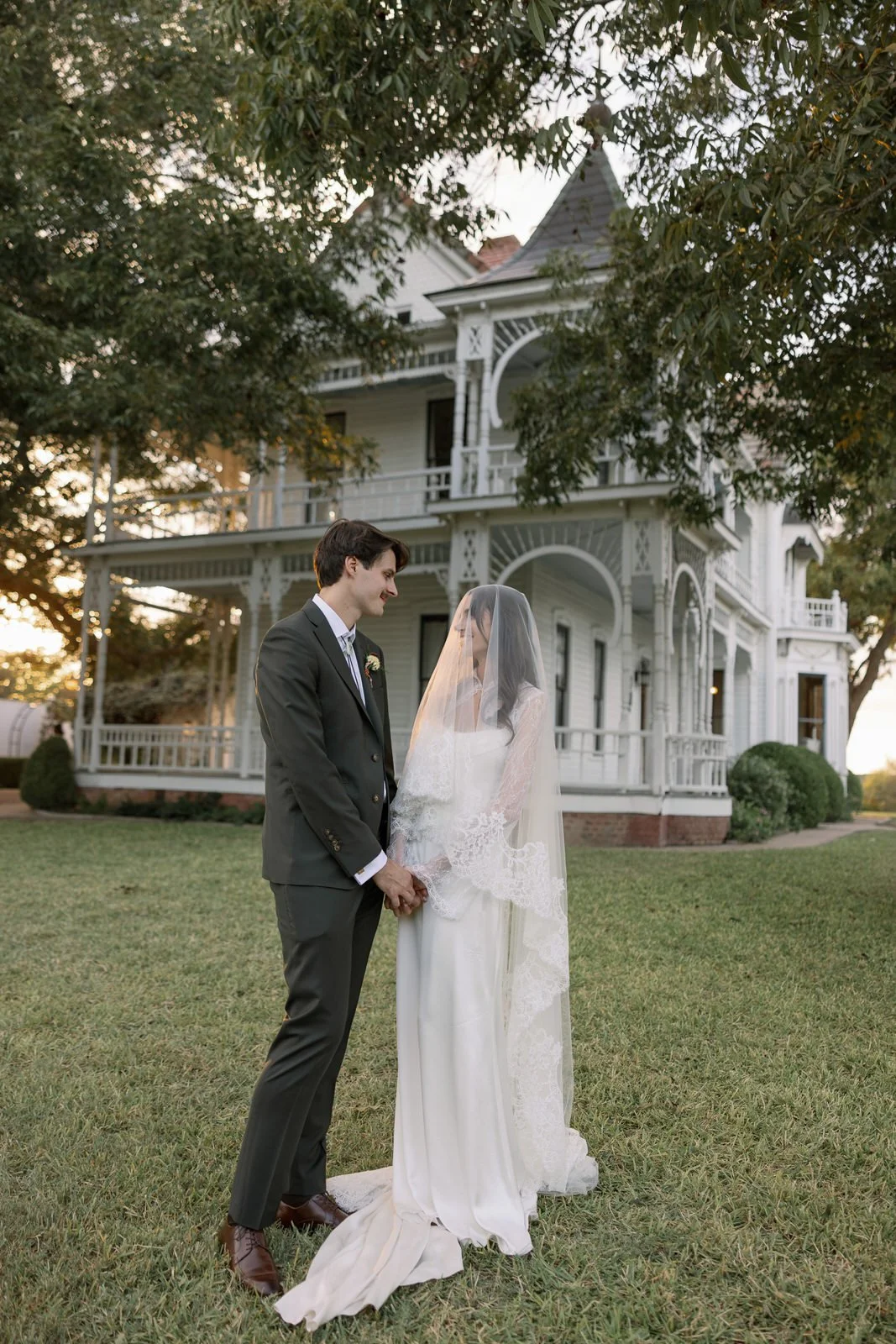 barrmansion_austin_weddingphotographer_valeriethompsonphotography_0155.jpg