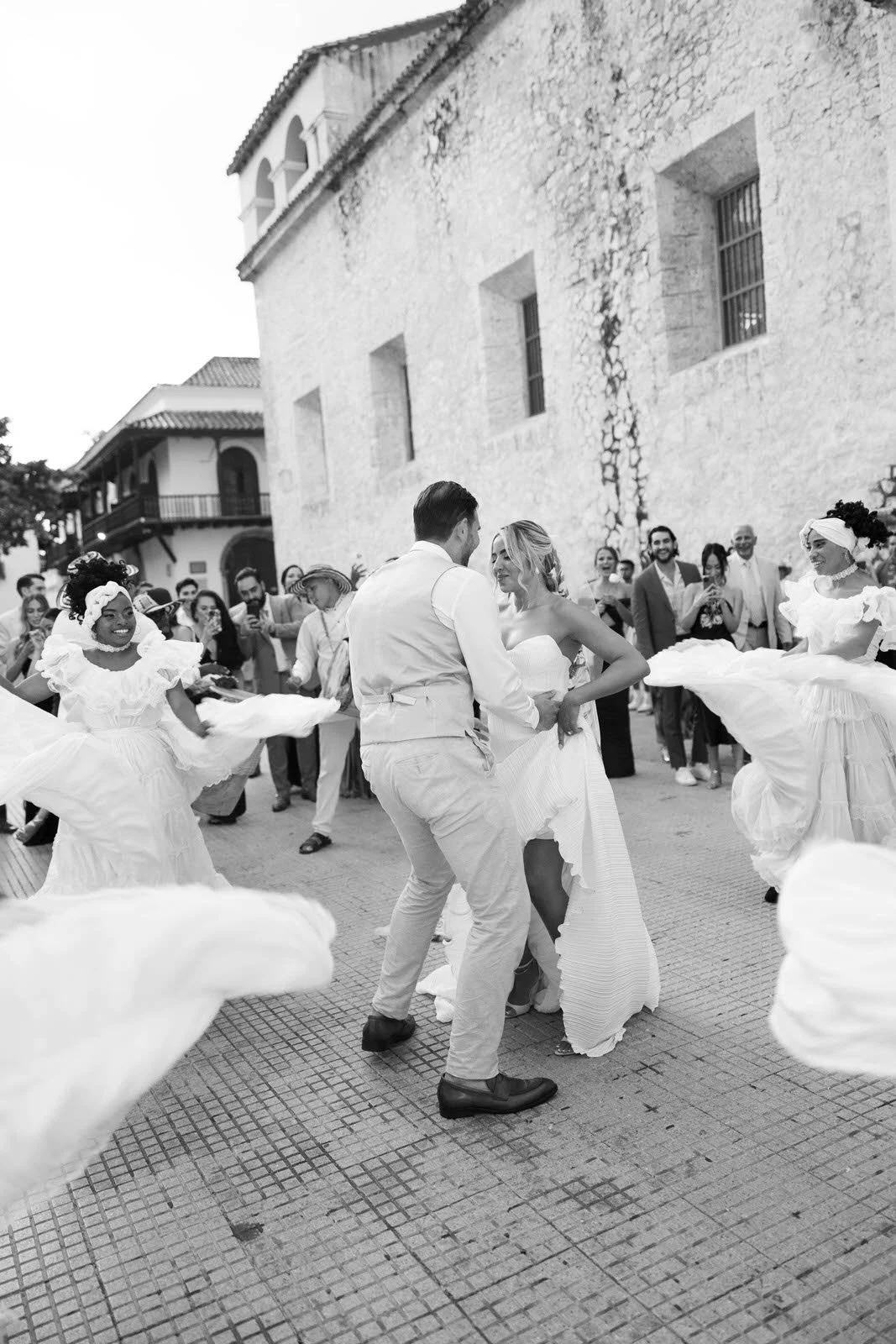 cartagena_colombia_destination_wedding_valeriethompsonphotography_0110.jpg