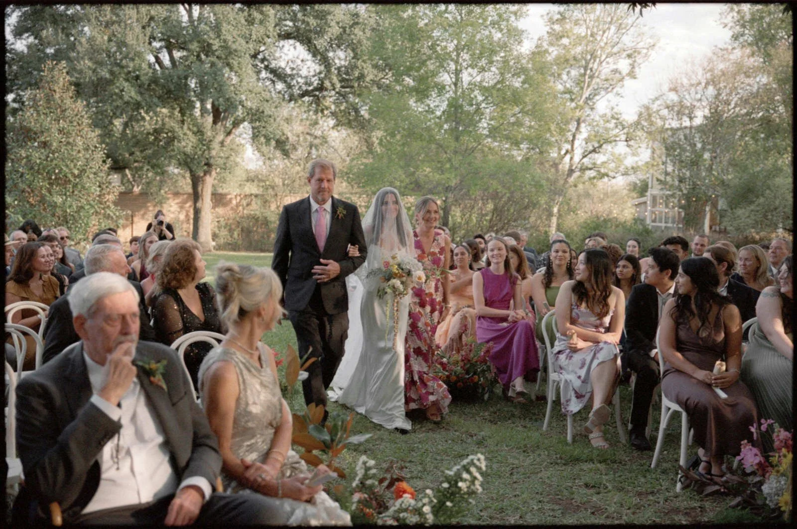 barrmansion_austin_weddingphotographer_valeriethompsonphotography_0120.jpg