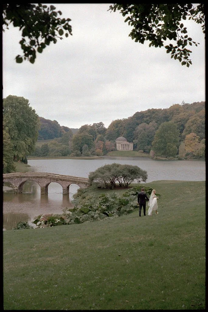 stourhead_unitedkingdom_destination_wedding_valeriethompsonphotography_0047-1.jpg