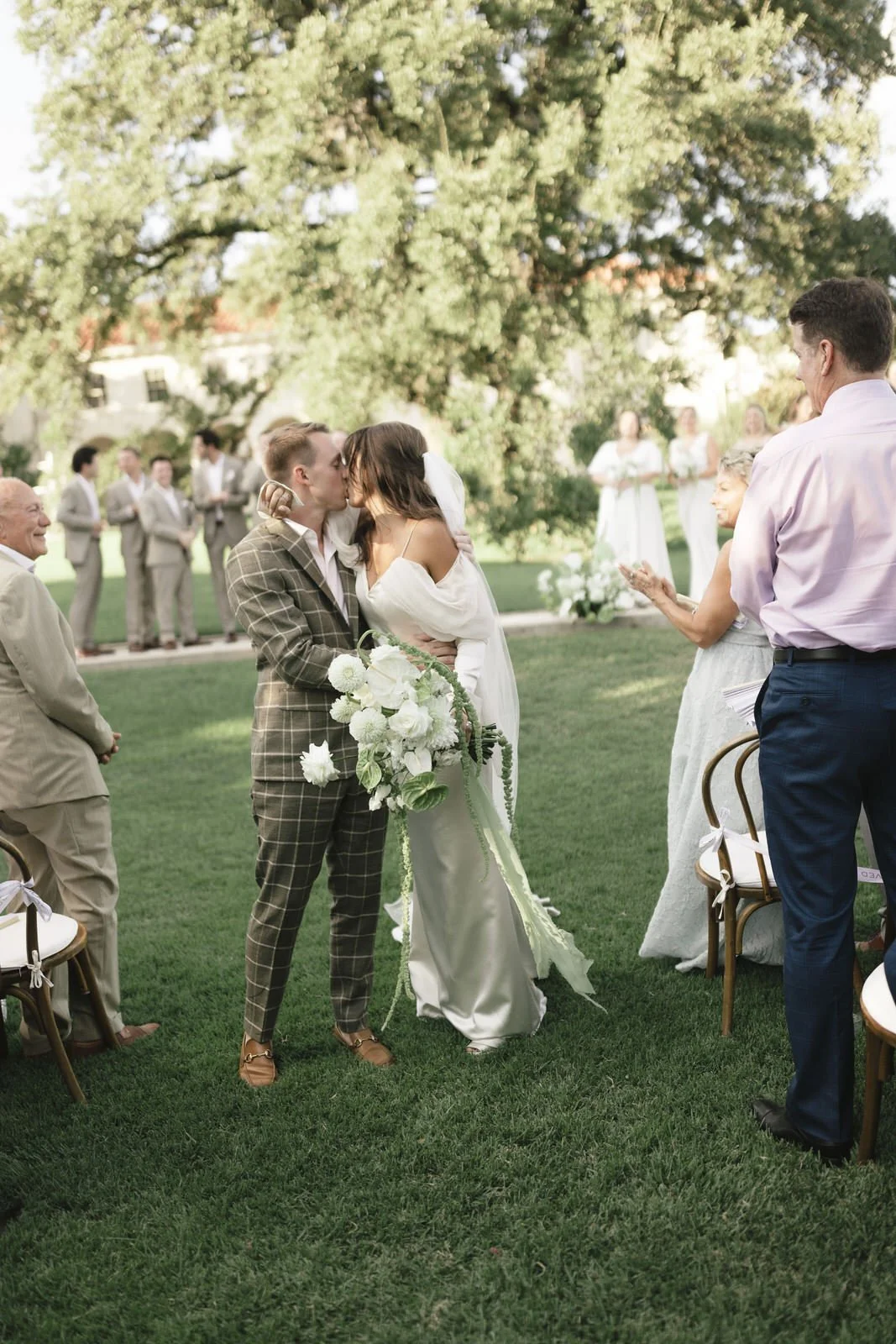 commodoreperryestate_austin_weddingphotographer_valeriethompsonphotography_0096.jpg